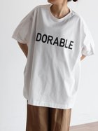 【ラシュッド/LASUD】のロゴボックスカットソー 人気、トレンドファッション・服の通販 founy(ファニー) ファッション Fashion レディースファッション Fashion for Women トップス・カットソー Cut & Sew Tops カットソー・ベーシックTシャツ Cut-and-Sewn Tops / Stretch Tees & Basics ボックス Boxy, Box Shape 洗える Machine Washable thumbnail オフホワイト|ID: prp329100004821263 ipo3291000000035038510