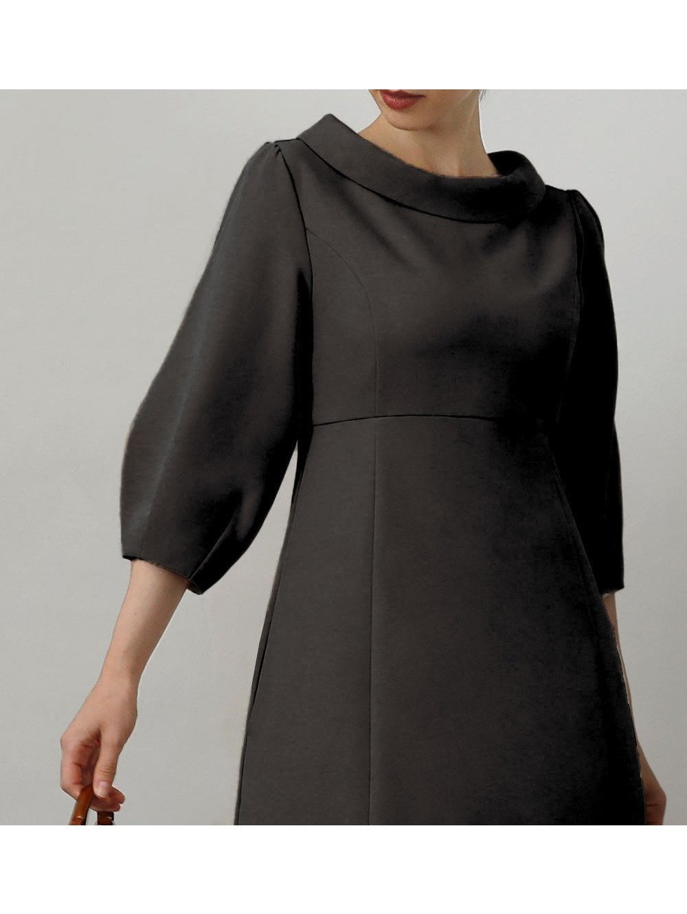 【レジーナリスレ/Regina Risurre】のキレイ ワンピ マリー インテリア・キッズ・メンズ・レディースファッション・服の通販 founy(ファニー) 　ファッション　Fashion　レディースファッション　Fashion for Women　ワンピース　Dresses　ストレッチ　Stretch, Stretchy Fabric　スリーブ　Sleeve, Long Sleeve / Short Sleeve　デコルテ　Décolleté, Neckline　フォーマル　Formal, Dressy　エレガント 上品　Elegant　美人 ブラック|ID: prp329100004821277 ipo3291000000035038829