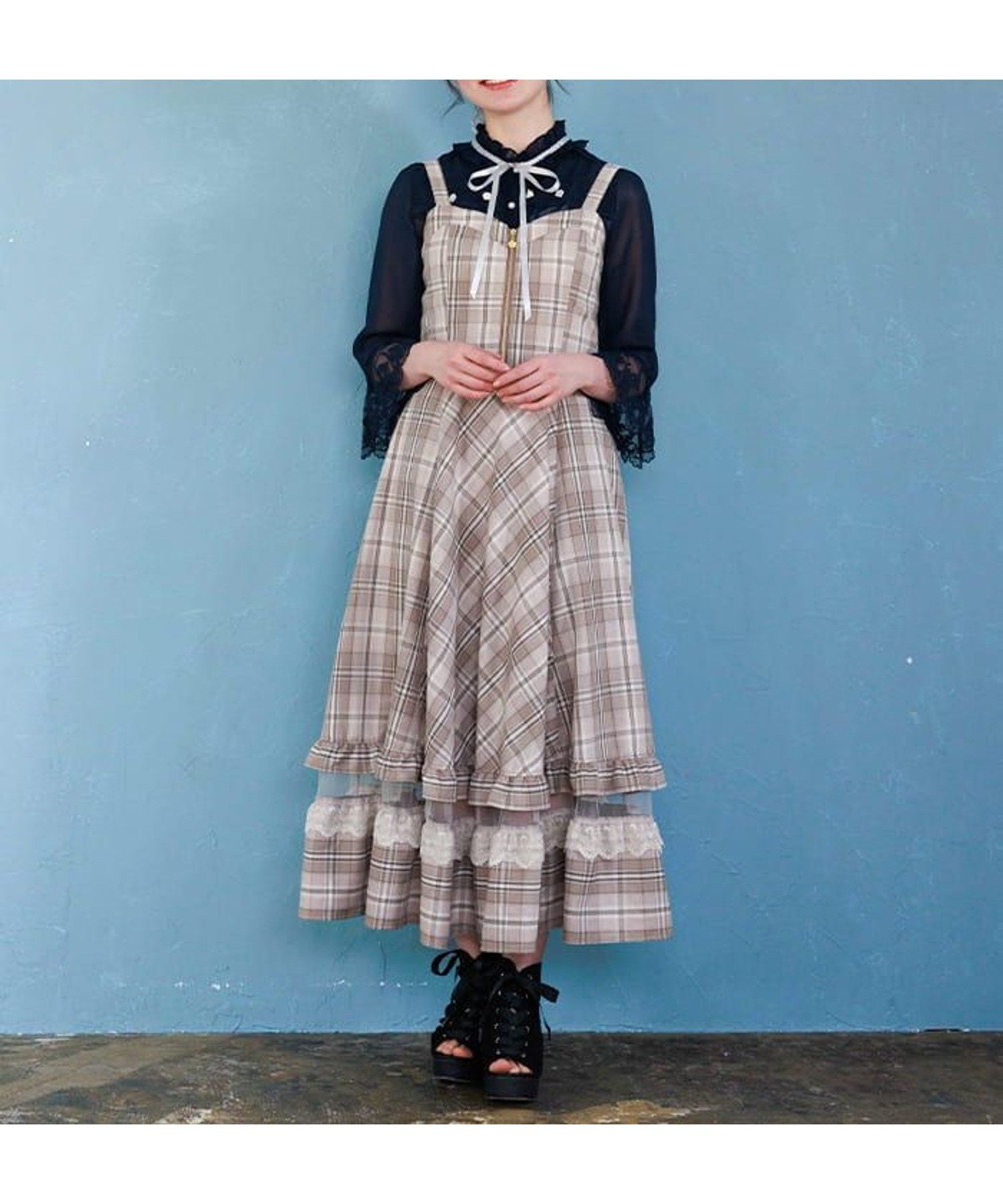 【アクシーズファム/axes femme】のセンタージップチェックジャンスカ インテリア・キッズ・メンズ・レディースファッション・服の通販 founy(ファニー) 　ファッション　Fashion　レディースファッション　Fashion for Women　2025年　2025　2025春夏・S/S　Spring/Summer 2025 SS25　おすすめ　Recommended / Our Picks　シャーリング　Shirring, Ruched　シンプル　Simple, Minimal　チェック　Check, Plaid, Tartan　チャーム　Charm, Pendant　チュール　Tulip, Tulip Motif　パール　Pearl, Pearl Accent　フェミニン　Feminine, Girly　フレア　Flare, Flared　レース　Lace, Lace Fabric　ローズ　Rose, Rose Motif　春　Spring　ベージュ|ID: prp329100004821295 ipo3291000000035039122