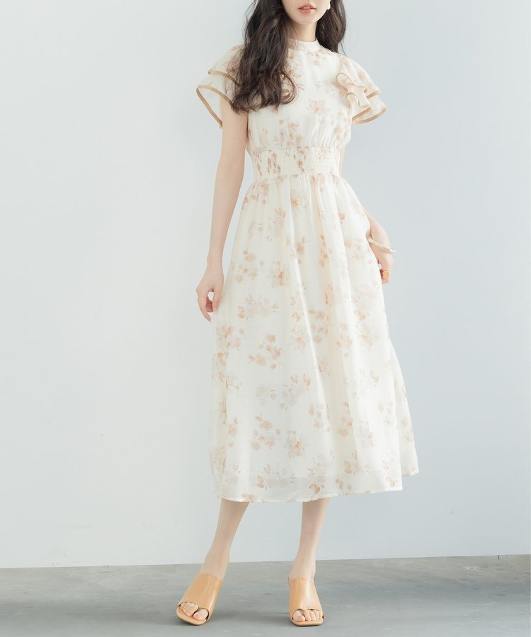 【セゾンドパピヨン/SAISON DE PAPILLON】のフリルスリープ花柄ミモレ丈ワンピース インテリア・キッズ・メンズ・レディースファッション・服の通販 founy(ファニー) 　ファッション　Fashion　レディースファッション　Fashion for Women　ワンピース　Dresses　シャーリング　Shirring, Ruched　シンプル　Simple, Minimal　スリーブ　Sleeve, Long Sleeve / Short Sleeve　パイピング　Piping, Trim Design　フェミニン　Feminine, Girly　フリル　Frill, Ruffle　リボン　Ribbon, Bow　ベージュ|ID: prp329100004821297 ipo3291000000035039257