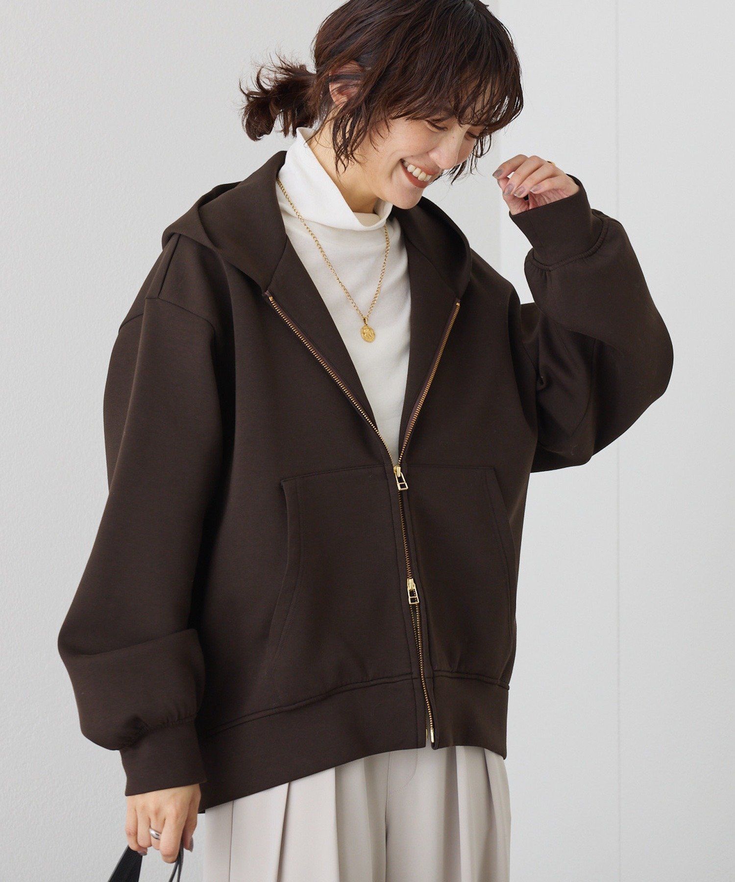 【リヴドロワ/RIVE DROITE】の【新色追加/リバイバル】バックテールZIPパーカー インテリア・キッズ・メンズ・レディースファッション・服の通販 founy(ファニー) 　ファッション　Fashion　レディースファッション　Fashion for Women　トップス・カットソー　Cut & Sew Tops　レディースパーカー・カジュアルフーディー　Casual Hoodies & Sweatshirts　バッグ　Bags　春　Spring　シルバー　Silver, Metallic Silver　タンク　Tank Top, Sleeveless Top　ダブル　Double, Double-Breasted　パーカー　Hoodie, Parka　ポケット　Pocket, Pocket Detail　A/W・秋冬　Autumn/Winter　S/S・春夏　SS, Spring/Summer, Warm Season　再入荷　Restock / Back in Stock　おすすめ　Recommended / Our Picks　夏　Summer　ブラウン|ID: prp329100004821358 ipo3291000000035040217