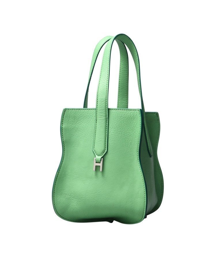 【ヒロフ/HIROFU】の【ヌーヴォラ】レザートートバッグ S 本革 ミニバッグ(商品番号 P25-20018) インテリア・キッズ・メンズ・レディースファッション・服の通販 founy(ファニー) 　ファッション　Fashion　レディースファッション　Fashion for Women　バッグ　Bags　イタリア　Italy　ウェーブ　Wavy Pattern　コンパクト　Compact, Small Size　シルバー　Silver, Metallic Silver　ジュエリー　Jewelry, Accessories　スマート　Smart, Elegant　財布　Wallet, Purse　パターン　Pattern, Design Print　フォルム　Silhouette, Form　フラップ　Flap, Flap Pocket　ボンディング　Bonding, Bonded Fabric　ポケット　Pocket, Pocket Detail　メタル　Metal, Metal Parts　おすすめ　Recommended / Our Picks　旅行　Travel　スーツケース キャリーケース　Suitcase / Carry Case　エレガント 上品　Elegant　クリスマス X'mas　Christmas / X'mas　ギフト プレゼント　Gift / Present　サワーグリーン|ID: prp329100004821389 ipo3291000000035040712