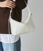 【ラシット/russet】のエナメルワンショルダーバッグ 人気、トレンドファッション・服の通販 founy(ファニー) ファッション Fashion レディースファッション Fashion for Women バッグ Bags エナメル Patent Leather コーティング Coating, Coated Finish 軽量 Lightweight, Ultra Light ショルダー Shoulder, Shoulder Strap トレンド Trend, Trending Now フォルム Silhouette, Form ポケット Pocket, Pocket Detail モダン Modern, Contemporary 日本製 Made In Japan エレガント 上品 Elegant 2025年 2025 2025-2026秋冬・A/W Autumn/Winter 2025–26 AW25–26 thumbnail オフホワイト|ID: prp329100004821486 ipo3291000000035043616