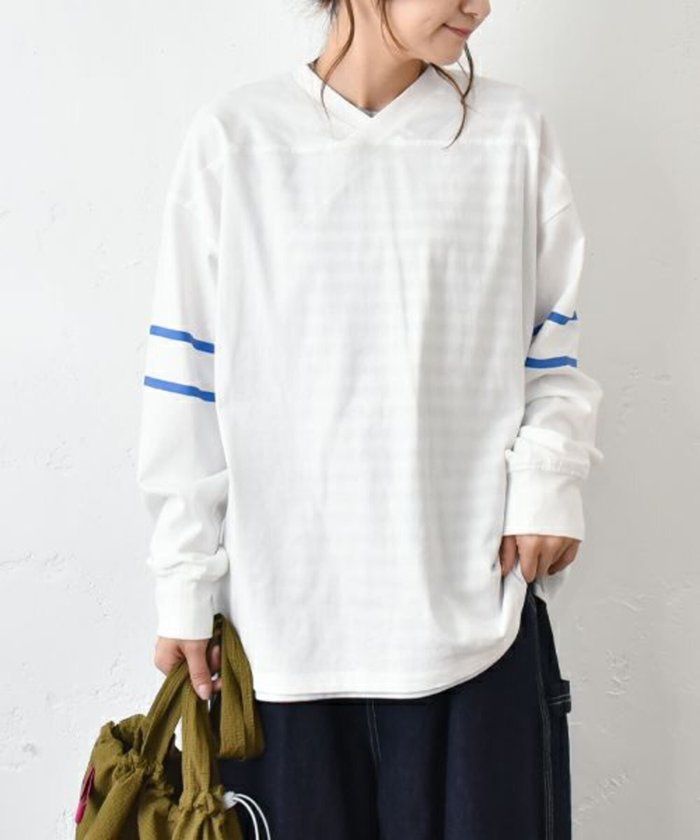 【ハグハグ/HugHug】の2WAYライン入りカットソー C-2352 C インテリア・キッズ・メンズ・レディースファッション・服の通販 founy(ファニー) https://founy.com/ ファッション Fashion レディースファッション Fashion for Women トップス・カットソー Cut & Sew Tops カットソー・ベーシックTシャツ Cut-and-Sewn Tops / Stretch Tees & Basics カットソー Cut and Sewn Top シンプル Simple, Minimal スニーカー Sneakers, Trainers デニム Denim, Jeans Material フィット Fit, Slim Fit |ID: prp329100004821538 ipo3291000000035044102