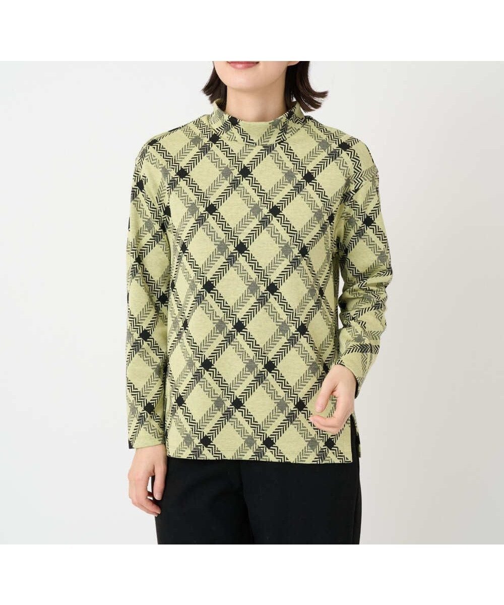 【メゾン ド サンク/Maison de CINQ】のへリンボンラインジャガードハイネックカットソー インテリア・キッズ・メンズ・レディースファッション・服の通販 founy(ファニー) 　ファッション　Fashion　レディースファッション　Fashion for Women　トップス・カットソー　Cut & Sew Tops　カットソー・ベーシックTシャツ　Cut-and-Sewn Tops / Stretch Tees & Basics　おすすめ　Recommended / Our Picks　インナー　Innerwear　カットソー　Cut and Sewn Top　カーディガン　Cardigan, Knitwear　ジャケット　Jacket, Outerwear　スリット　Slit, Slit Detail　ハイネック　High Neck, Mock Neck　ブロック　Block, Solid Block Pattern　ボトム　Bottoms, Lower Wear　リラックス　Relax, Relaxed Fit　冬　Winter / This Winter　夏　Summer　春　Spring　洗える　Machine Washable　秋　Autumn　ライトイエロー|ID: prp329100004821679 ipo3291000000035045467