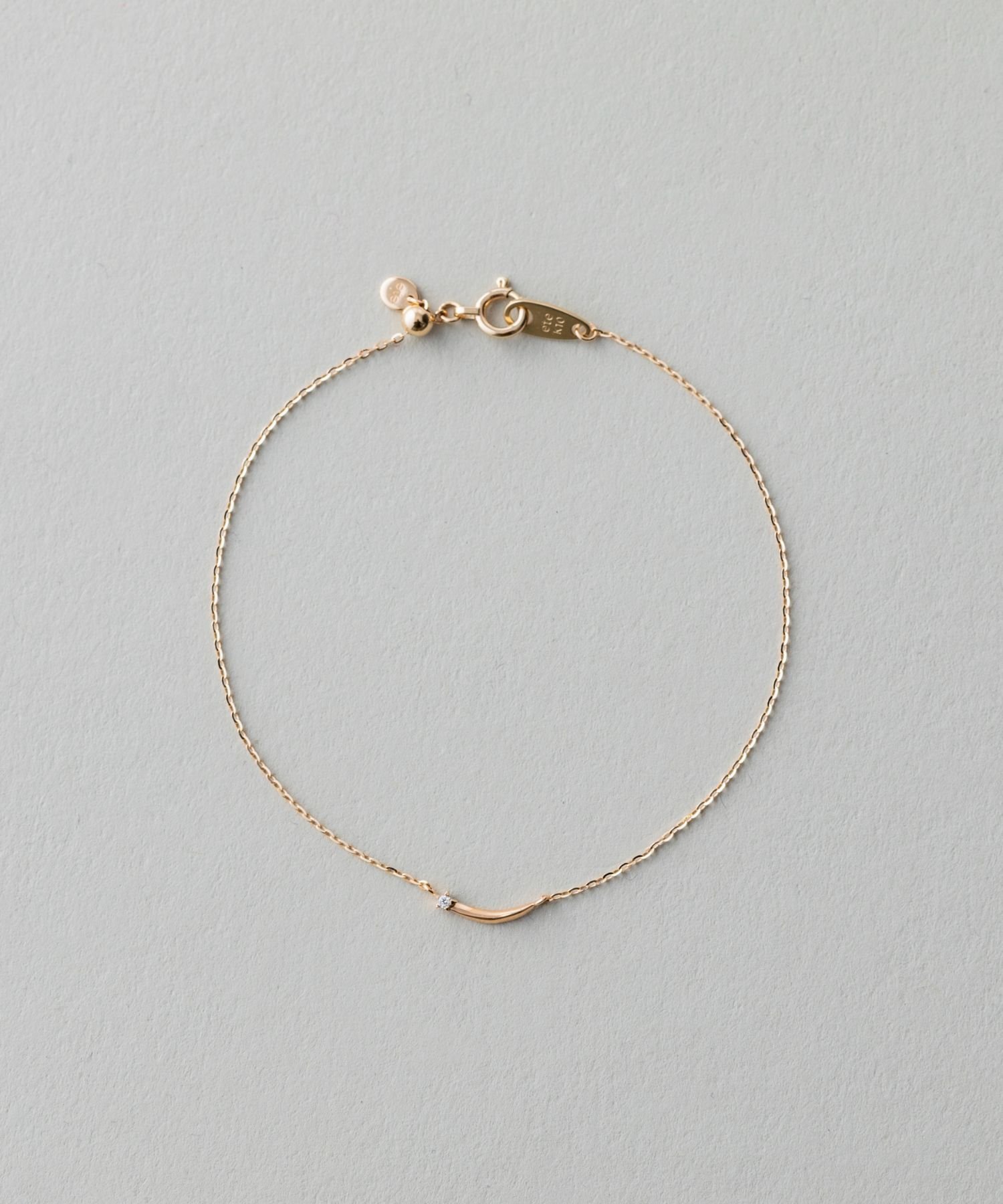 【エテ/ete】のシェア K10YGダイヤモンド ブレスレット インテリア・キッズ・メンズ・レディースファッション・服の通販 founy(ファニー) 　ファッション　Fashion　レディースファッション　Fashion for Women　ジュエリー　Jewelry　チェーン＆カフブレスレット　Cuff & Chain Bracelets　おすすめ　Recommended / Our Picks　ジュエリー　Jewelry, Accessories　ダイヤモンド　Diamond, Brilliant Cut　チェーン　Chain, Chain Strap　ツイスト　Tweed, Tweed Fabric　ブレスレット　Bracelet, Wristband　ベスト　Vest, Waistcoat　イエローゴールド|ID: prp329100004821702 ipo3291000000035045579