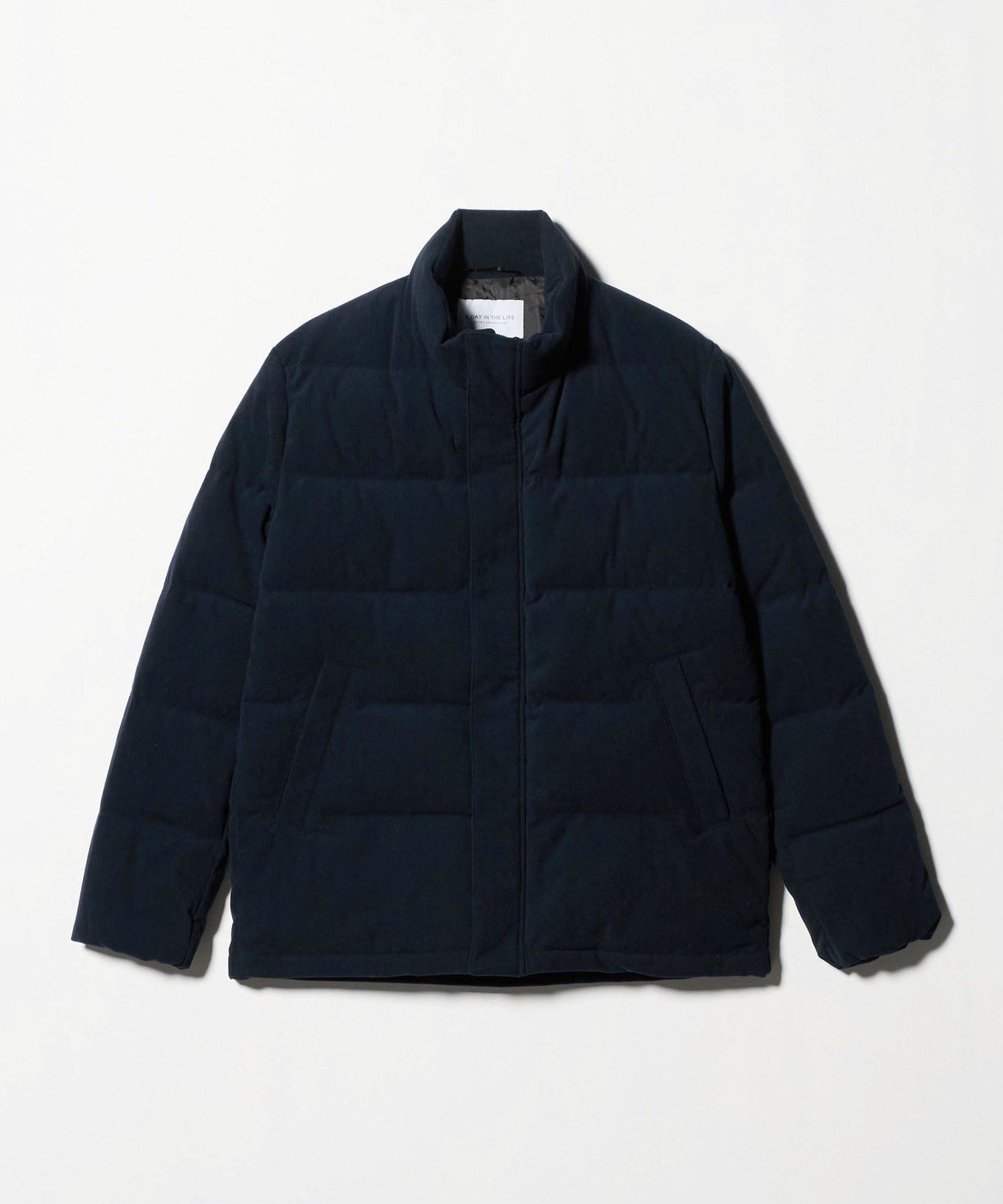 【ユナイテッドアローズ/UNITED ARROWS / MEN】のコーデュロイ ダウンブルゾン-撥水- A DAY IN THE LIFE 人気、トレンドファッション・服の通販 founy(ファニー) 　ファッション　Fashion　メンズファッション　Fashion for Men　コーデュロイ　Corduroy, Cord Fabric　スタンド　Stand Collar, Upright Stand　スマート　Smart, Elegant　ダウン　Down, Puffer　トレンド　Trend, Trending Now　バランス　Balance, Style Balance　フェザー　Feather, Feather Detail　フラット　Flat, Flat Shoes　ブルゾン　Blouson, Bomber Jacket　A/W・秋冬　Autumn/Winter　アウトレット　Outlet / Clearance　おすすめ　Recommended / Our Picks　エレガント 上品　Elegant　ビジネス 仕事 通勤　Business / Work / Commuting　 other-1|ID: prp329100004821704 ipo3291000000035045586