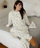 【フリークスストア/FREAK'S STORE】のフラワー プリント フリース ルームウェア 3点セット 限定展開 25AW 人気、トレンドファッション・服の通販 founy(ファニー) ファッション Fashion レディースファッション Fashion for Women 2025年 2025 2025-2026秋冬・A/W Autumn/Winter 2025–26 AW25–26 冬 Winter / This Winter お家時間・ステイホーム Stay Home / At Home ガーリー Girly, Feminine Style ギフト プレゼント Gift / Present フラワー Flower, Floral プリント Print, Printed Pattern ホリデーシーズン Holiday Season リラックス Relax, Relaxed Fit 巾着 Drawstring Bag, Kinchaku 旅行 Travel A/W・秋冬 Autumn/Winter thumbnail ブルー|ID: prp329100004821722 ipo3291000000035045865