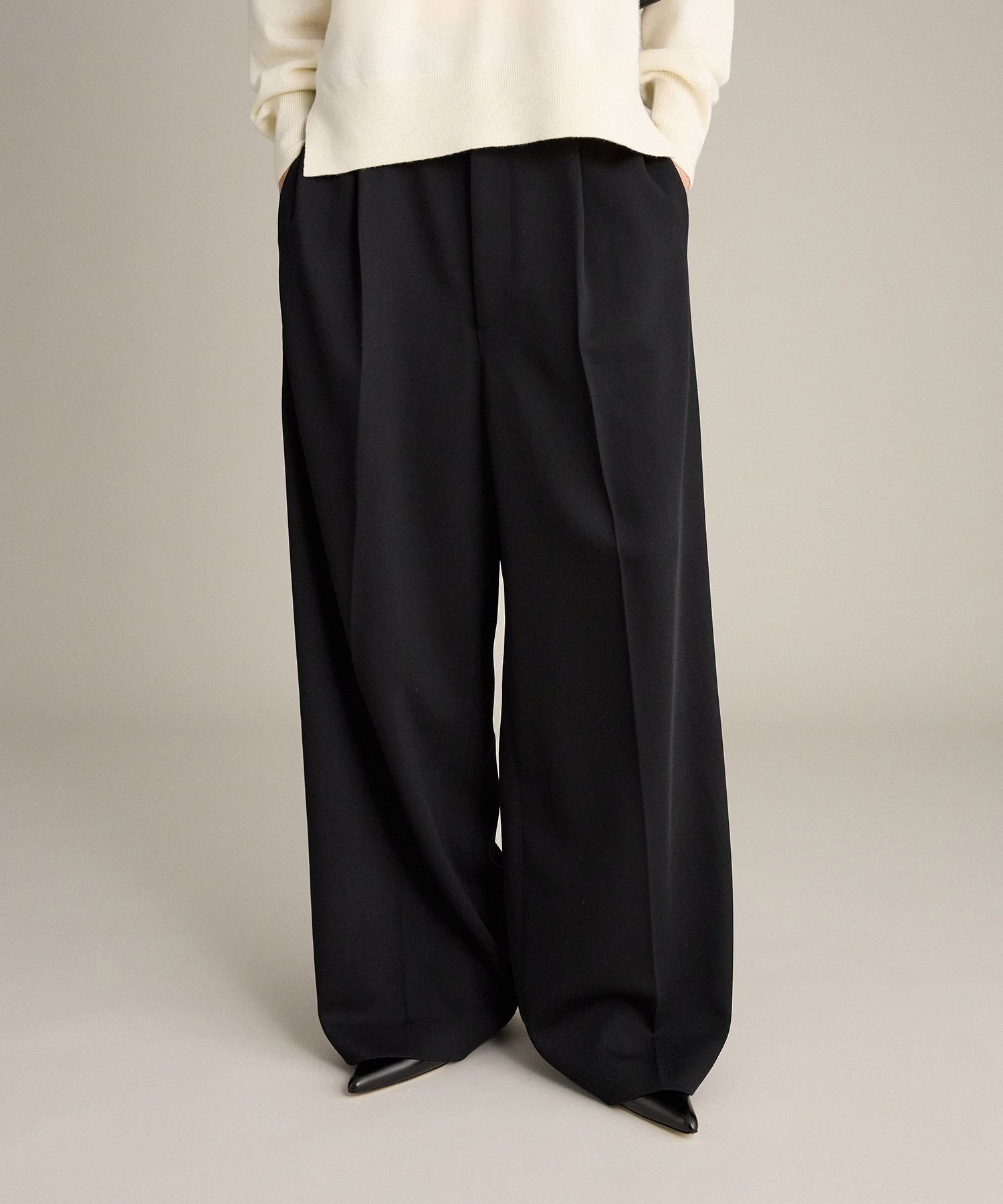 【ブリル/BRILL】のレザーパッチイージーパンツパンツ インテリア・キッズ・メンズ・レディースファッション・服の通販 founy(ファニー) ファッション Fashion レディースファッション Fashion for Women パンツ Pants & Trousers ストレッチ Stretch, Stretchy Fabric ストレート Straight, Straight Cut パッチ Patch, Appliqué ブラック09|ID: prp329100004821785 ipo3291000000035046412