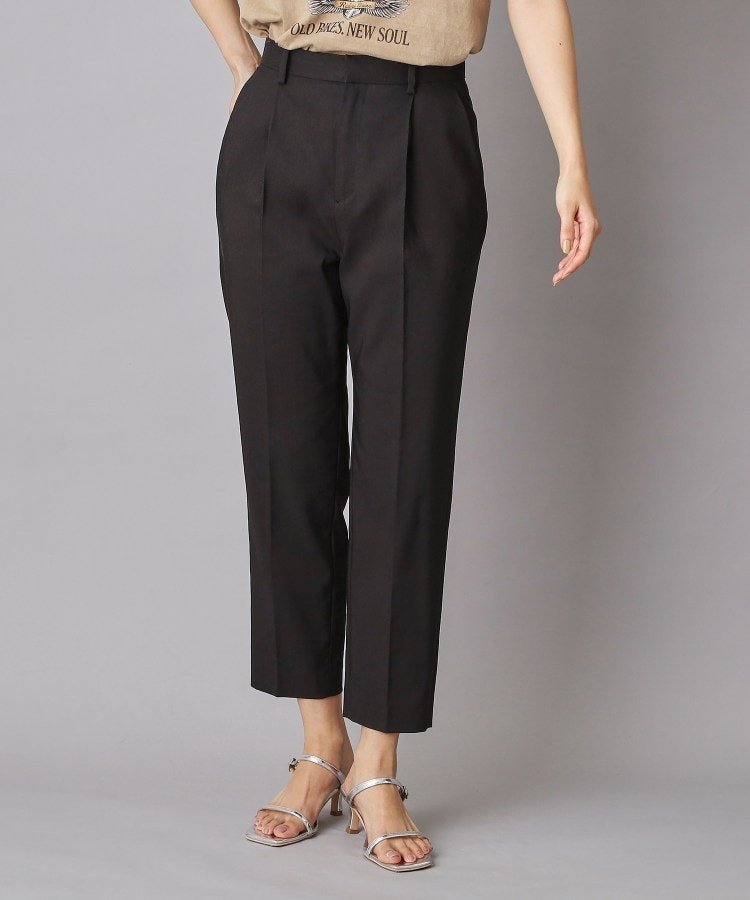 【ドレステリア/DRESSTERIOR】のコットンリネンタックテーパードパンツ インテリア・キッズ・メンズ・レディースファッション・服の通販 founy(ファニー) 　ファッション　Fashion　レディースファッション　Fashion for Women　パンツ　Pants & Trousers　ストレッチ　Stretch, Stretchy Fabric　スマート　Smart, Elegant　センター　Center, Center Line　テーパード　Tapered, Tapered Pants　ポケット　Pocket, Pocket Detail　楽ちん　Easy Fit, Comfortable　ブラック|ID: prp329100004821787 ipo3291000000035046438