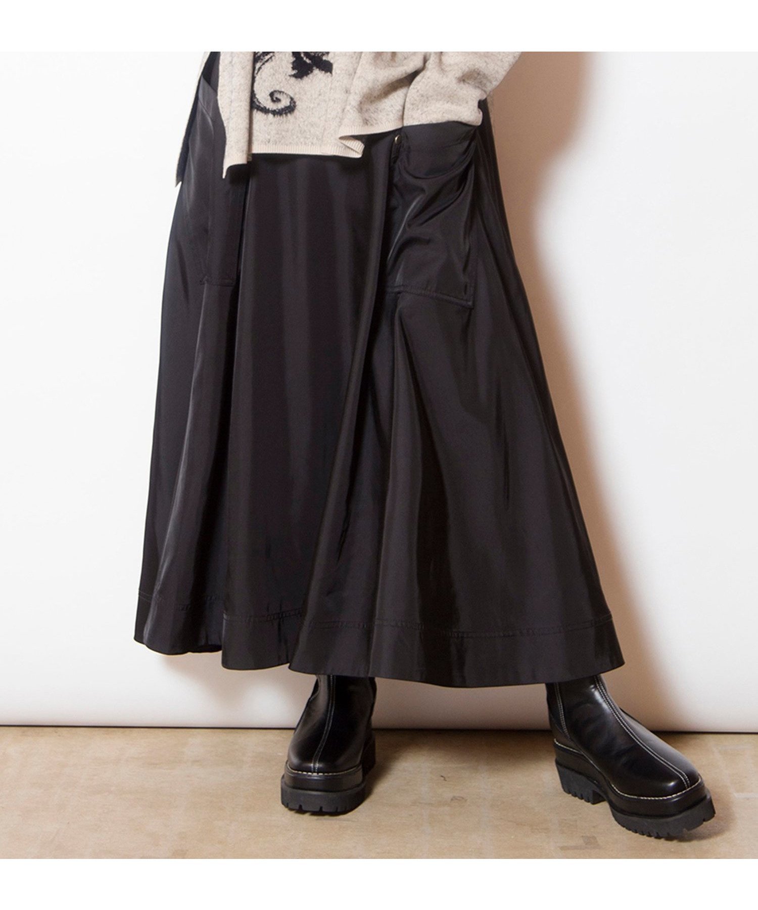 【オズモーシス/OSMOSIS】のポケットフレアースカート インテリア・キッズ・メンズ・レディースファッション・服の通販 founy(ファニー) 　ファッション　Fashion　レディースファッション　Fashion for Women　スカート　Skirts　バランス　Balance, Style Balance　フレア　Flare, Flared　ポケット　Pocket, Pocket Detail　再入荷　Restock / Back in Stock　A/W・秋冬　Autumn/Winter　BLACK|ID: prp329100004821885 ipo3291000000035047328