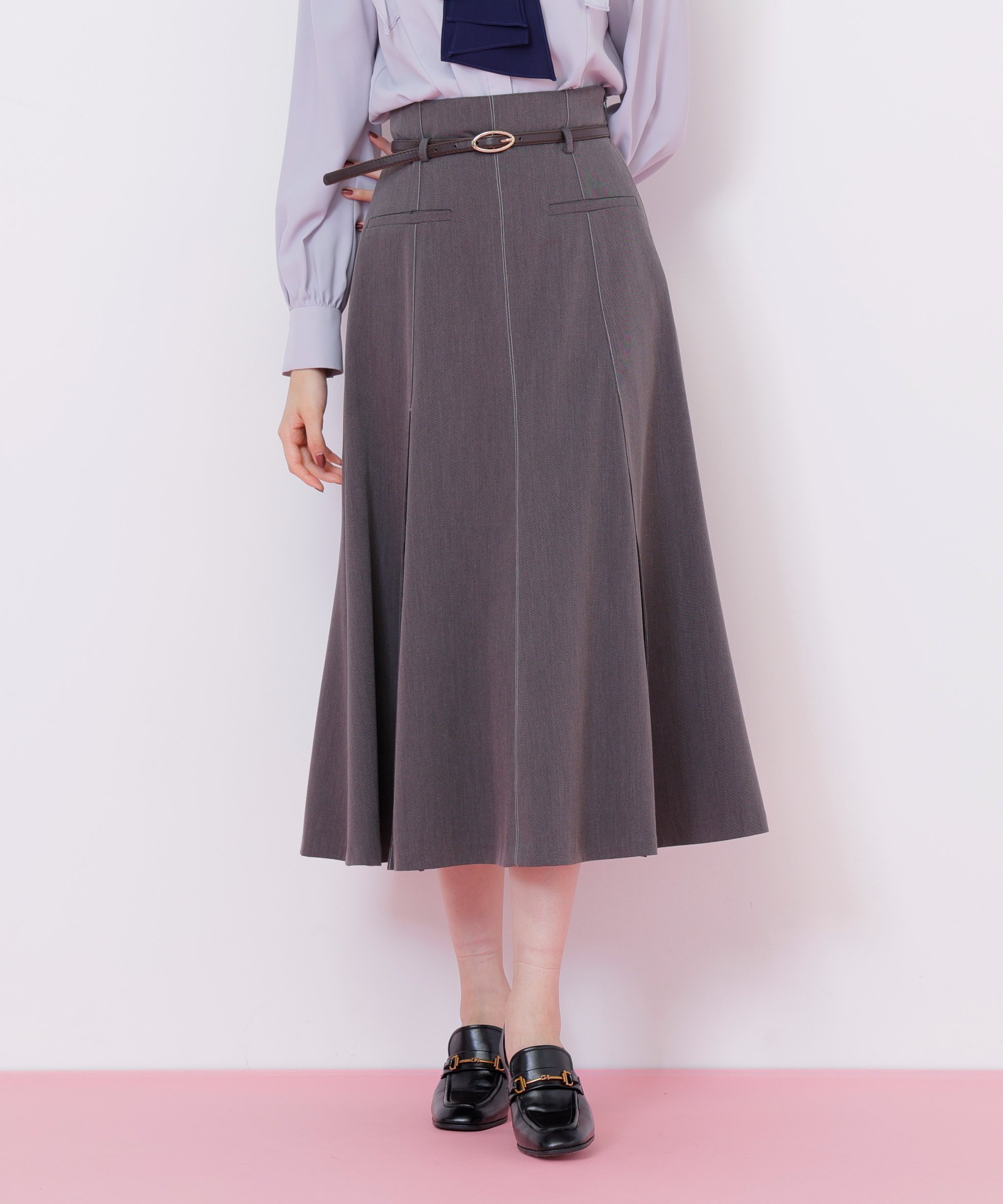 【ジルバイジルスチュアート/JILL by JILLSTUART】の細ベルト付きセミフレアスカート インテリア・キッズ・メンズ・レディースファッション・服の通販 founy(ファニー) 　ファッション　Fashion　レディースファッション　Fashion for Women　スカート　Skirts　Aライン・フレアスカート　A-Line & Flared Skirts　ベルト&ウエストマーク　Belts & Waist Accessories　オーバル　Oval Design　スマート　Smart, Elegant　トレンド　Trend, Trending Now　ポケット　Pocket, Pocket Detail　A/W・秋冬　Autumn/Winter　チャコール|ID: prp329100004821886 ipo3291000000035047369