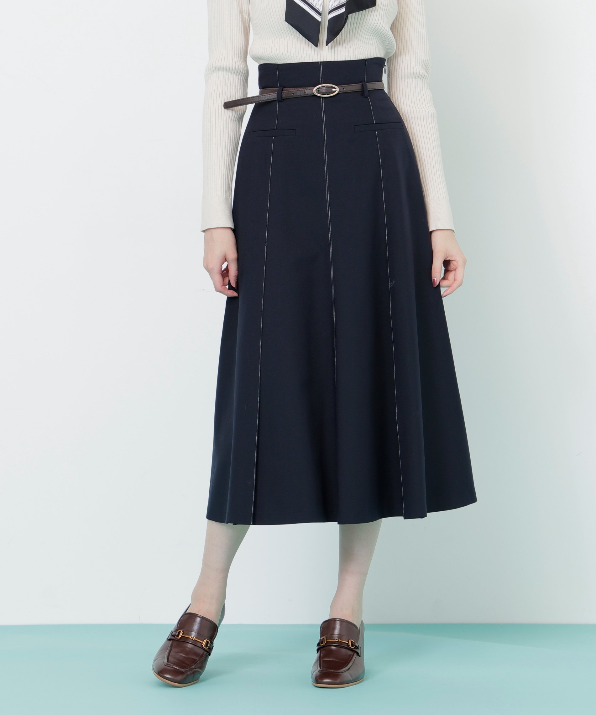 【ジルバイジルスチュアート/JILL by JILLSTUART】の細ベルト付きセミフレアスカート インテリア・キッズ・メンズ・レディースファッション・服の通販 founy(ファニー) 　ファッション　Fashion　レディースファッション　Fashion for Women　スカート　Skirts　Aライン・フレアスカート　A-Line & Flared Skirts　ベルト&ウエストマーク　Belts & Waist Accessories　オーバル　Oval Design　スマート　Smart, Elegant　トレンド　Trend, Trending Now　ポケット　Pocket, Pocket Detail　A/W・秋冬　Autumn/Winter　ネイビー|ID: prp329100004821886 ipo3291000000035047372