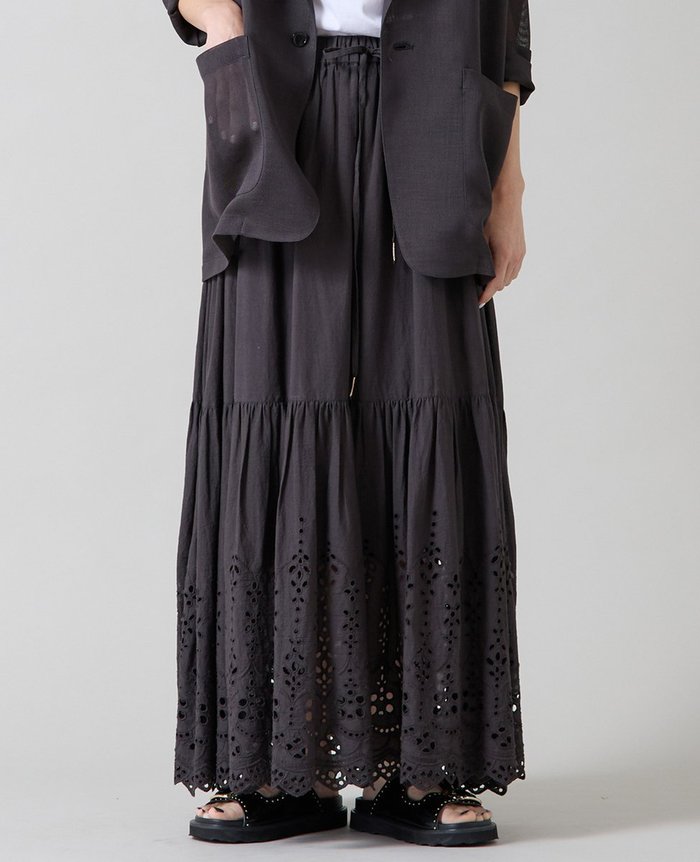 【リエス/Liesse】のインド刺繍スカート インテリア・キッズ・メンズ・レディースファッション・服の通販 founy(ファニー) https://founy.com/ ファッション Fashion レディースファッション Fashion for Women スカート Skirts インド Indian Textile ギャザー Gathered, Ruffled ジャケット Jacket, Outerwear ティアード Tiered, Tiered Style バランス Balance, Style Balance フェミニン Feminine, Girly レーシー Lacy, Lace-Like レース Lace, Lace Fabric ワーク Workwear, Utility Style |ID: prp329100004821889 ipo3291000000035047415