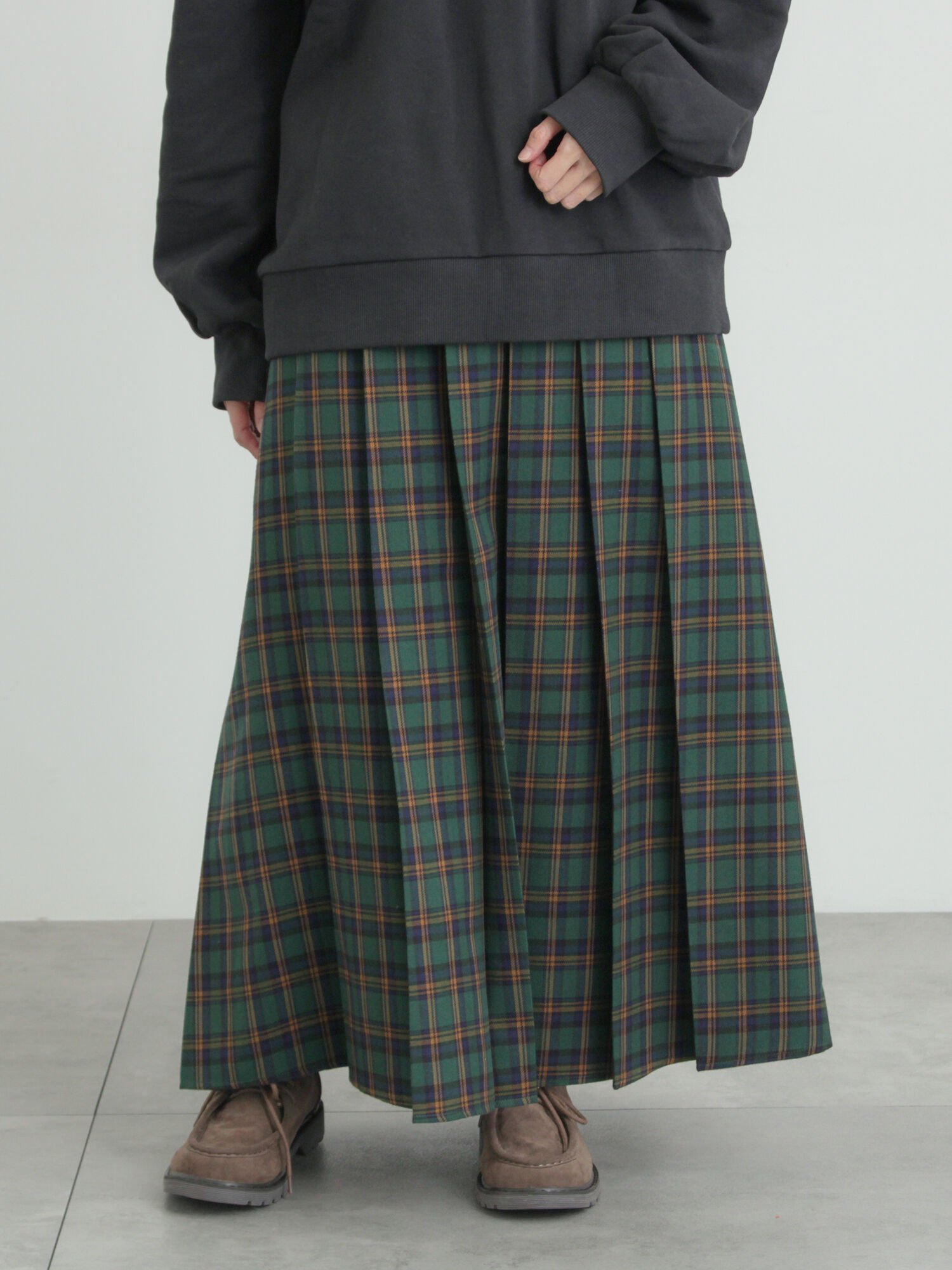 【サマンサモスモス/Samansa Mos2】の【帯電防止裏地】柄アソートプリーツスカート インテリア・キッズ・メンズ・レディースファッション・服の通販 founy(ファニー) 　ファッション　Fashion　レディースファッション　Fashion for Women　スカート　Skirts　プリーツスカート / 上品フェミニンスタイル　Pleated Skirts　シンプル　Simple, Minimal　スウェット / スエット　Sweatshirt, Sweatwear　プリーツ　Pleats, Pleated　グリーン|ID: prp329100004821922 ipo3291000000035047736