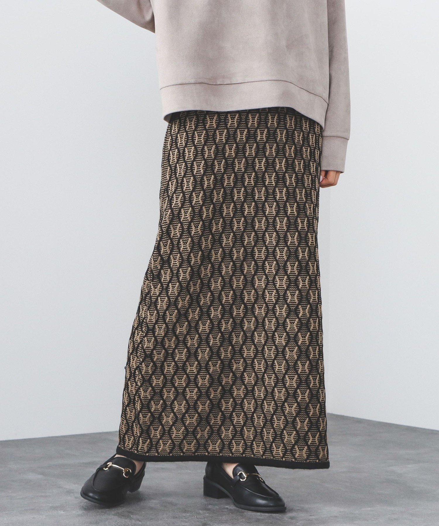 【ビームス ウイメン/BEAMS】のBEAMS HEART / ニットジャカード ロングタイトスカート インテリア・キッズ・メンズ・レディースファッション・服の通販 founy(ファニー) 　ファッション　Fashion　レディースファッション　Fashion for Women　スカート　Skirts　シンプル　Simple, Minimal　ジャカード／ジャガード　Jacquard, Woven Pattern　タイトスカート　Pencil Skirt, Tight Skirt　ペチコート　Petticoat, Underskirt　BLACK|ID: prp329100004821941 ipo3291000000035047950