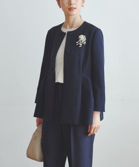 【アーバンリサーチ/URBAN RESEARCH】のノーカラーペプラムジャケット 人気、トレンドファッション・服の通販 founy(ファニー) ファッション Fashion レディースファッション Fashion for Women アウター Coat / Outerwear Collection レディースジャケット・軽アウター Jackets 2026年 2026 おすすめ Recommended / Our Picks アクセサリー Fashion Accessories インナー Innerwear サテン Satin, Glossy Fabric ジャケット Jacket, Outerwear ストレッチ Stretch, Stretchy Fabric ブレスレット Bracelet, Wristband ペプラム Peplum, Flared Hem エレガント 上品 Elegant ビジネス 仕事 通勤 Business / Work / Commuting 夏 Summer S/S・春夏 SS, Spring/Summer, Warm Season |ID:prp329100004821952