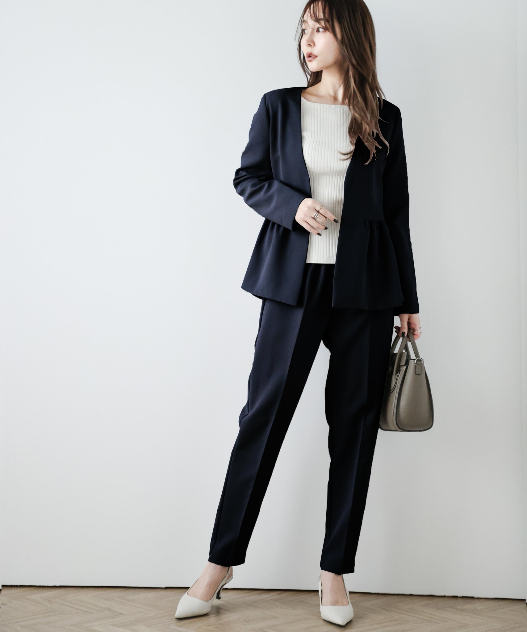 【ラジュール/Lajour】のペプラムジャケット+パンツ スーツセットアップ インテリア・キッズ・メンズ・レディースファッション・服の通販 founy(ファニー) 　ファッション　Fashion　レディースファッション　Fashion for Women　アウター　Coat / Outerwear Collection　レディースジャケット・軽アウター　Jackets　セットアップ　Matching Sets　レディースパンツ・ボトムス　Pants & Trousers / Bottoms　スーツ　Business Suits & Workwear　スーツジャケット・オフィスブレザー　Suit Jackets / Blazers　スーツパンツ・ドレスパンツ　Suit Pants / Office Trousers / Dress Pants　スーツセット・2点セット・レディーススーツ　Suit Sets / 2-Piece Suits / Office Suit Sets　ウォッシャブル　Machine Washable　ジャケット　Jacket, Outerwear　スーツ　Suit, Formalwear　セットアップ　Set-Up, Coordinated Outfit　センター　Center, Center Line　ビジネス 仕事 通勤　Business / Work / Commuting　フェミニン　Feminine, Girly　フォーマル　Formal, Dressy　ペプラム　Peplum, Flared Hem　入学式　Entrance Ceremony　卒業式　Graduation Ceremony　洗える　Machine Washable　ネイビー|ID: prp329100004821969 ipo3291000000035048295