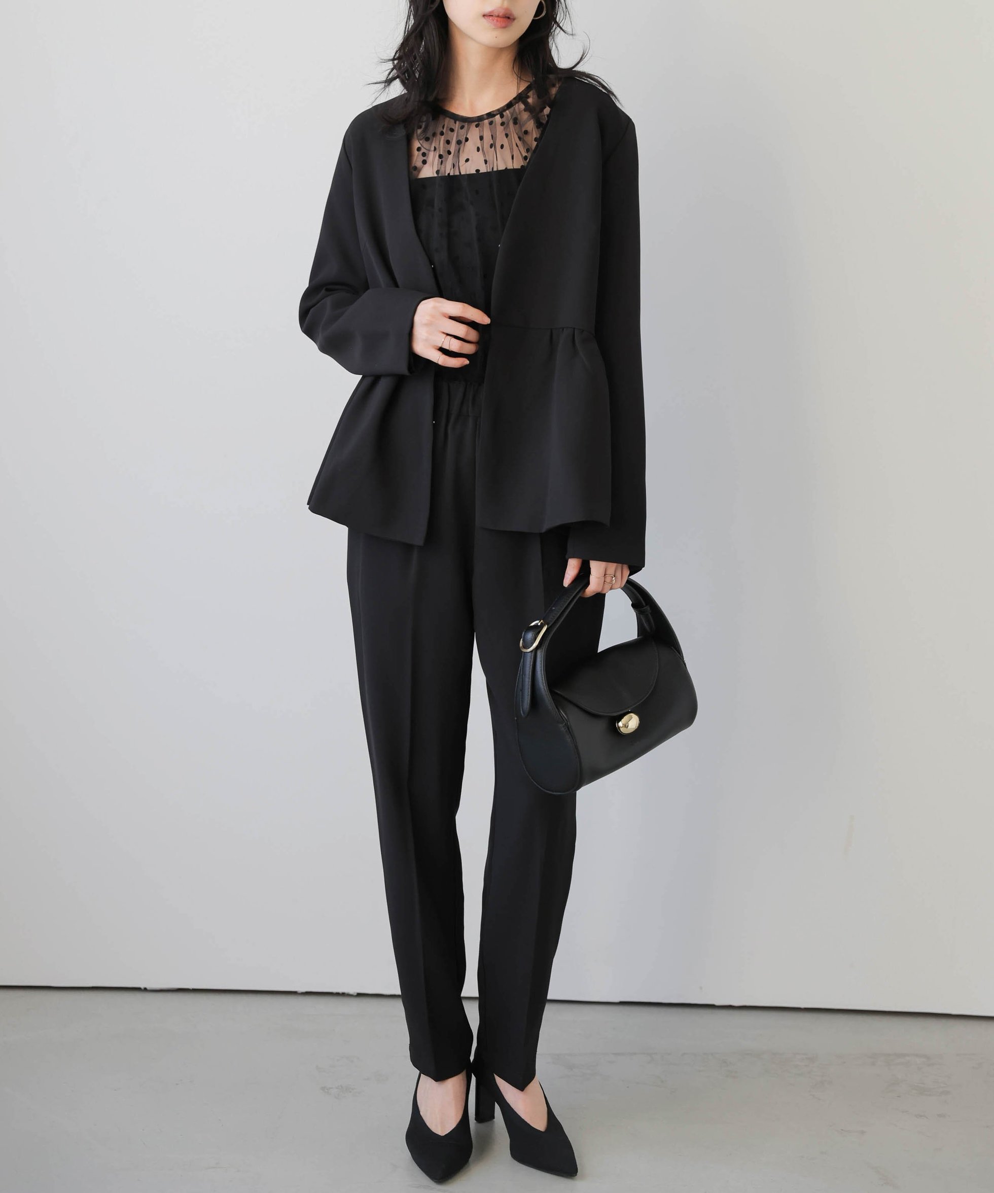 【ラジュール/Lajour】のペプラムジャケット+パンツ スーツセットアップ インテリア・キッズ・メンズ・レディースファッション・服の通販 founy(ファニー) 　ファッション　Fashion　レディースファッション　Fashion for Women　アウター　Coat / Outerwear Collection　レディースジャケット・軽アウター　Jackets　セットアップ　Matching Sets　レディースパンツ・ボトムス　Pants & Trousers / Bottoms　スーツ　Business Suits & Workwear　スーツジャケット・オフィスブレザー　Suit Jackets / Blazers　スーツパンツ・ドレスパンツ　Suit Pants / Office Trousers / Dress Pants　スーツセット・2点セット・レディーススーツ　Suit Sets / 2-Piece Suits / Office Suit Sets　ウォッシャブル　Machine Washable　ジャケット　Jacket, Outerwear　スーツ　Suit, Formalwear　セットアップ　Set-Up, Coordinated Outfit　センター　Center, Center Line　ビジネス 仕事 通勤　Business / Work / Commuting　フェミニン　Feminine, Girly　フォーマル　Formal, Dressy　ペプラム　Peplum, Flared Hem　入学式　Entrance Ceremony　卒業式　Graduation Ceremony　洗える　Machine Washable　ブラック|ID: prp329100004821969 ipo3291000000035048296