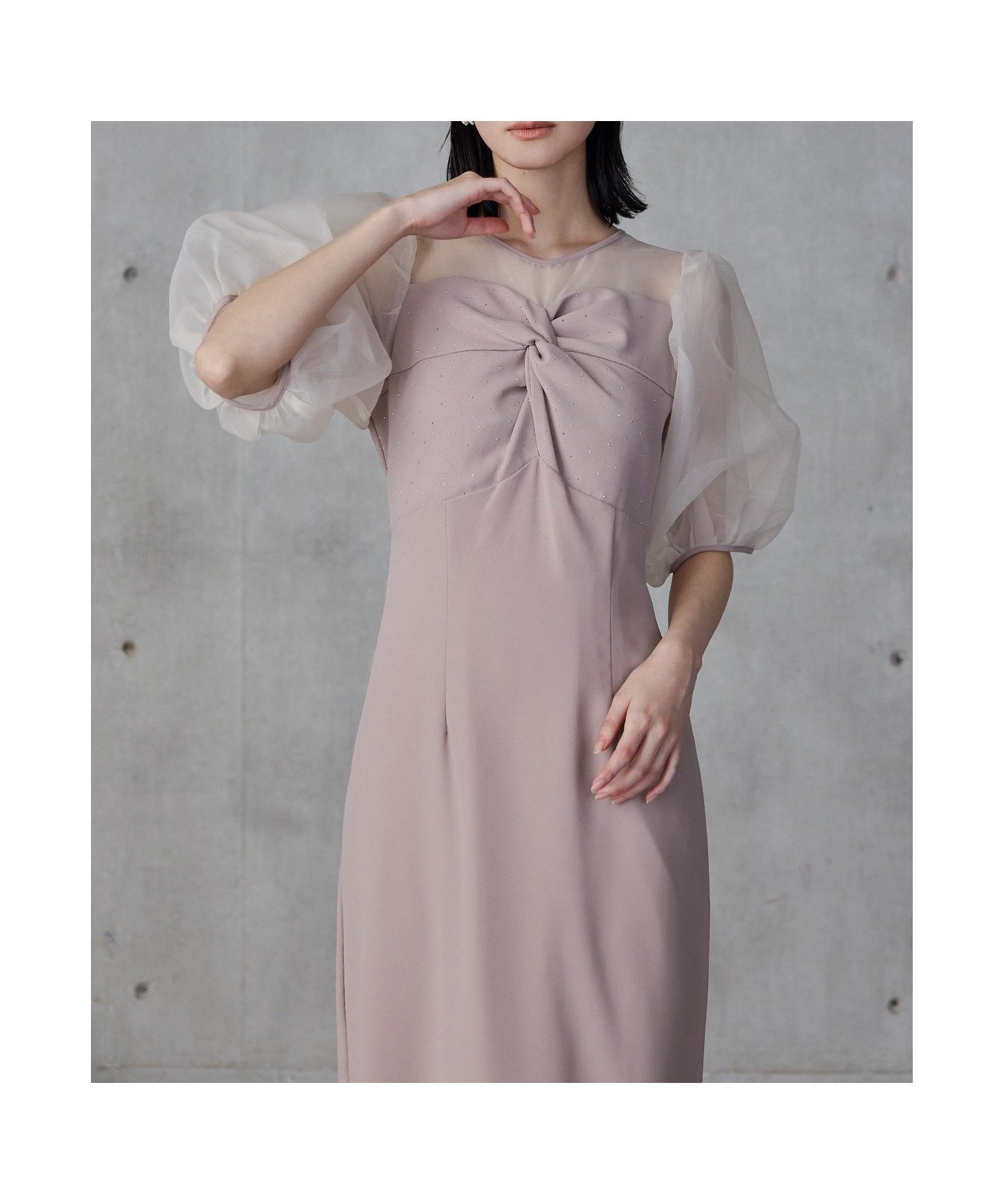 【ビーフラット/bflat】のラインストーンツイストパフスリーブドレス パーティードレス オケージョンドレス インテリア・キッズ・メンズ・レディースファッション・服の通販 founy(ファニー) 　ファッション　Fashion　レディースファッション　Fashion for Women　ワンピース　Dresses　フォーマル・パーティードレス・結婚式用ドレス　Elegant & Casual Dresses　おすすめ　Recommended / Our Picks　オーガンジー　Organza Fabric　ストーン　Stone, Gem-Like　スリーブ　Sleeve, Long Sleeve / Short Sleeve　ツイスト　Tweed, Tweed Fabric　デコルテ　Décolleté, Neckline　ドレス　Dress, One-Piece　エレガント 上品　Elegant　二次会　After Party　披露宴　Wedding Reception　結婚式　Wedding　ピンクベージュ|ID: prp329100004821971 ipo3291000000035048337