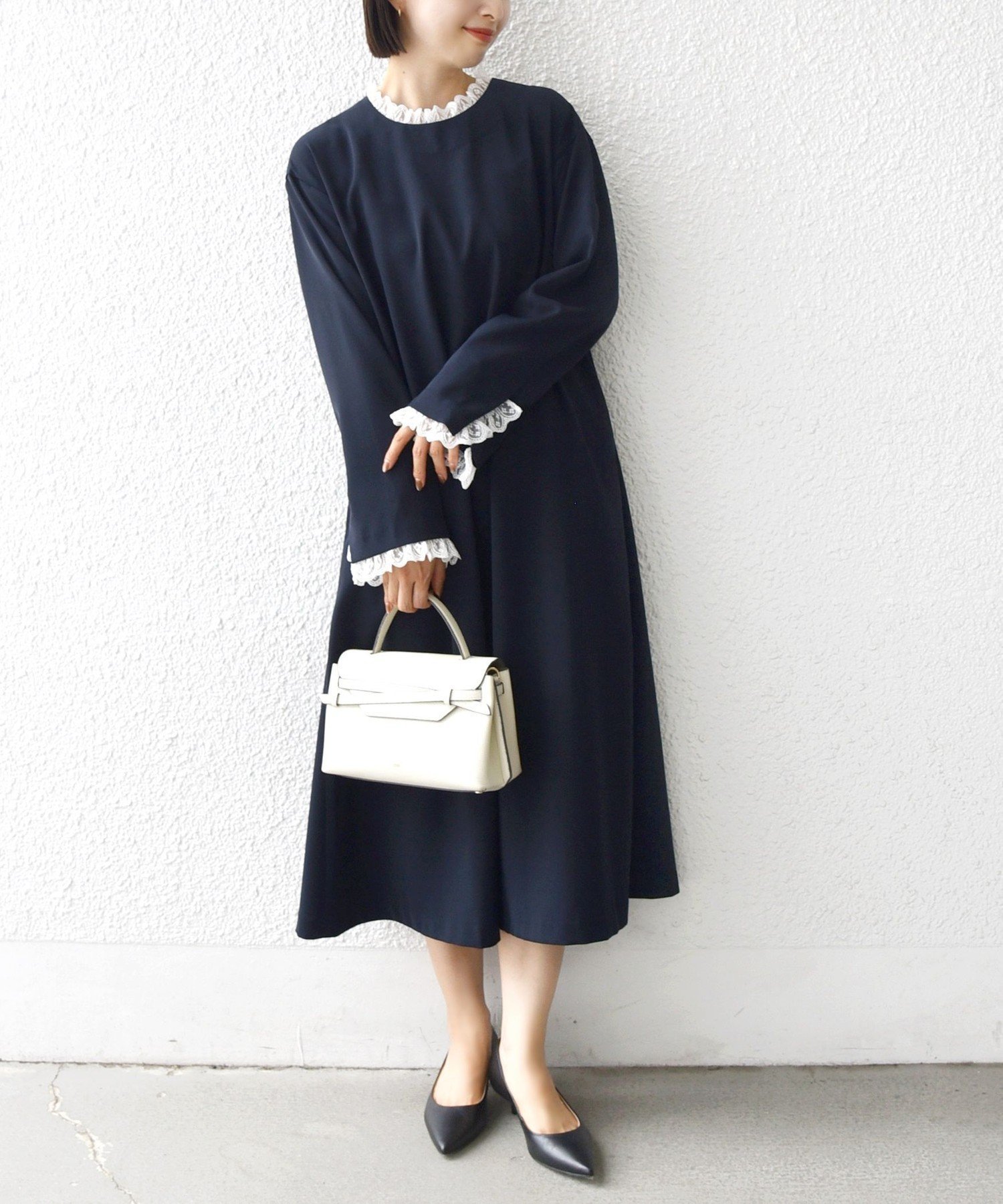 【シップス フォー ウィメン/SHIPS】の【SHIPS別注】troisiemeCHACO 手洗い可能 フリル レース ワンピース(セレモニー対応可) 人気、トレンドファッション・服の通販 founy(ファニー) 　ファッション　Fashion　レディースファッション　Fashion for Women　ワンピース　Dresses　アクセサリー　Fashion Accessories　シューズ　Shoes, Footwear　シンプル　Simple, Minimal　ジャケット　Jacket, Outerwear　ストレッチ　Stretch, Stretchy Fabric　ダブル　Double, Double-Breasted　パウダー　Powder, Soft Tone　パーティ　Party, Party Style　フラット　Flat, Flat Shoes　フリル　Frill, Ruffle　ポケット　Pocket, Pocket Detail　別注　Limited Edition, Custom Order　レース　Lace, Lace Fabric　おすすめ　Recommended / Our Picks　セレモニー　Ceremony　入学式　Entrance Ceremony　卒業式　Graduation Ceremony　結婚式　Wedding　ビジネス 仕事 通勤　Business / Work / Commuting　2025年　2025　2025-2026秋冬・A/W　Autumn/Winter 2025–26 AW25–26　 other-1|ID: prp329100004821984 ipo3291000000035048455