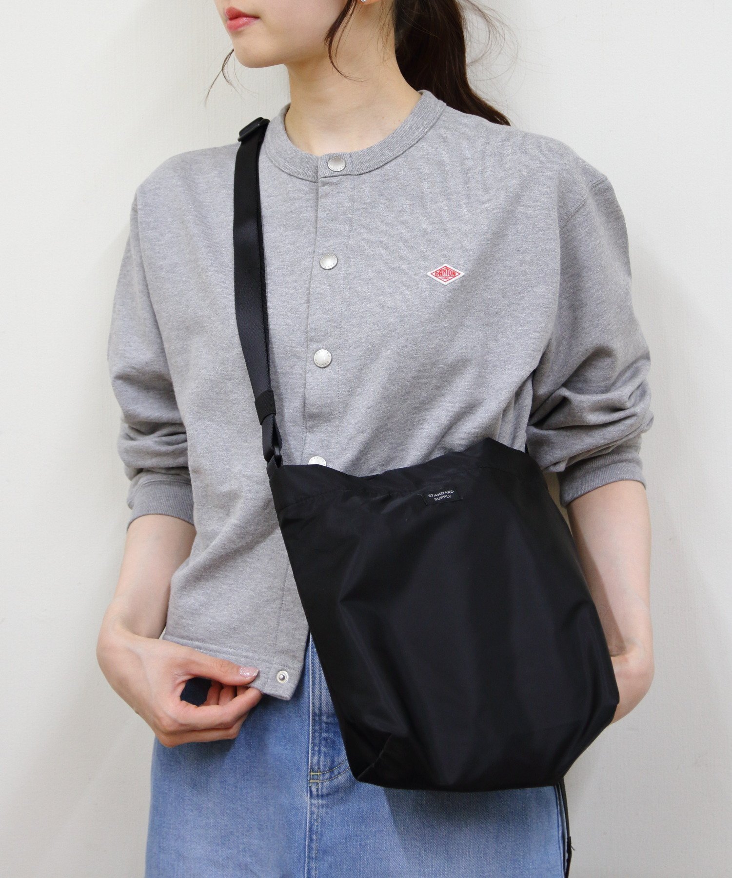 【ステップス/STEPS】のCREW NECK CARDIGAN 0405 インテリア・キッズ・メンズ・レディースファッション・服の通販 founy(ファニー) 　ファッション　Fashion　レディースファッション　Fashion for Women　トップス・カットソー　Cut & Sew Tops　カーディガン・羽織り　Layered Style Cardigans　インナー　Innerwear　春　Spring　秋　Autumn　カーディガン　Cardigan, Knitwear　シンプル　Simple, Minimal　スウェット / スエット　Sweatshirt, Sweatwear　ドット　Polka Dot, Dot Pattern　なめらか　Smooth, Silky Texture　バランス　Balance, Style Balance　夏　Summer　GRY|ID: prp329100004821987 ipo3291000000035048468