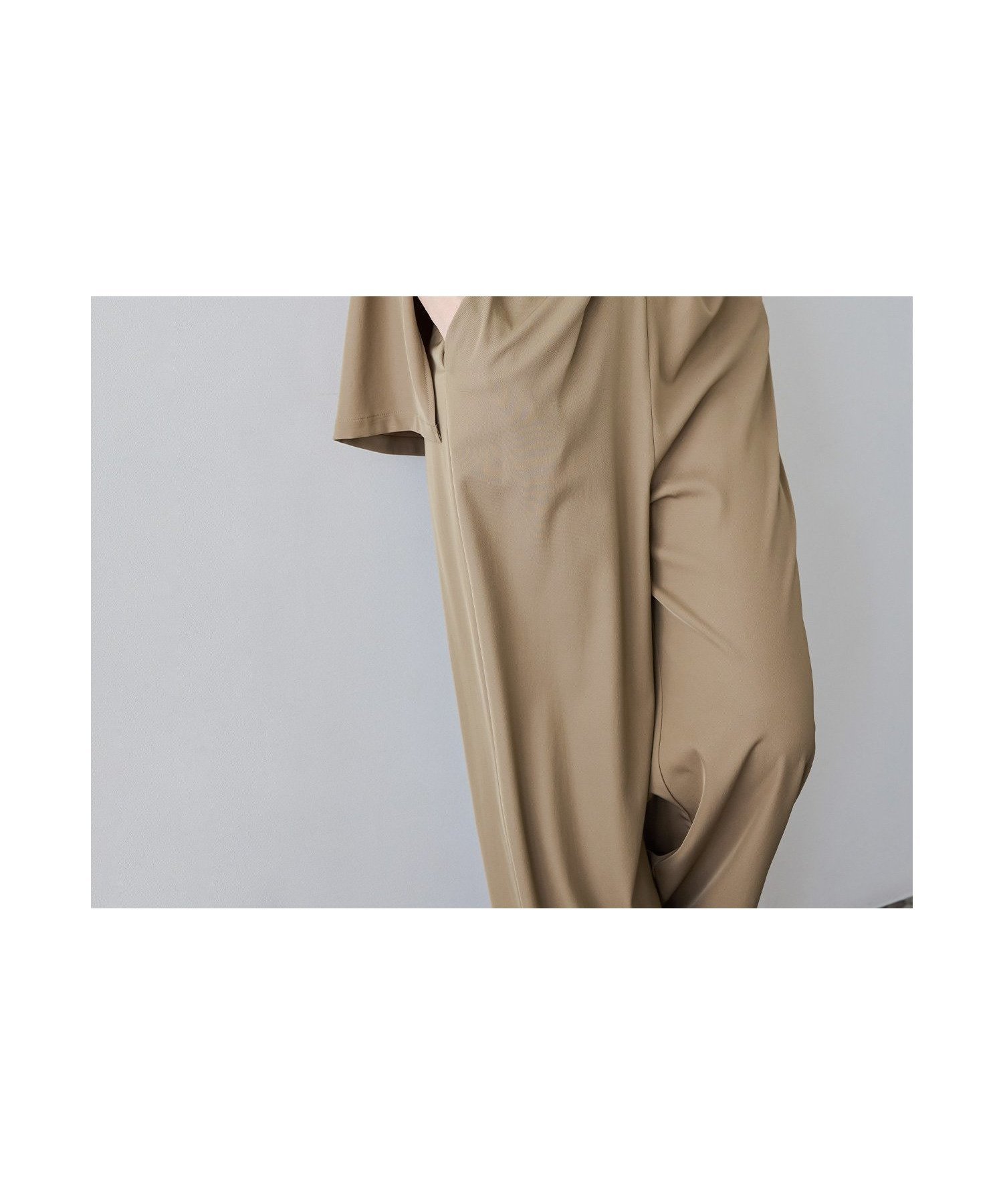 【ビーフラット/bflat】のプラクティカルショートジャケットセットアップ 2点セット パンツドレス インテリア・キッズ・メンズ・レディースファッション・服の通販 founy(ファニー) 　ファッション　Fashion　レディースファッション　Fashion for Women　アウター　Coat / Outerwear Collection　レディースジャケット・軽アウター　Jackets　セットアップ　Matching Sets　レディースパンツ・ボトムス　Pants & Trousers / Bottoms　オケージョン　Occasion Wear　ショート　Short, Short Length　ジャケット　Jacket, Outerwear　スリット　Slit, Slit Detail　ドレス　Dress, One-Piece　ネックレス　Necklace, Pendant Necklace　ノースリーブ　Sleeveless, No-Sleeve　フロント　Front, Front Design　ポケット　Pocket, Pocket Detail　ワイド　Wide, Wide Fit　おすすめ　Recommended / Our Picks　セレモニー　Ceremony　結婚式　Wedding　披露宴　Wedding Reception　二次会　After Party　キャメル|ID: prp329100004822003 ipo3291000000035048632