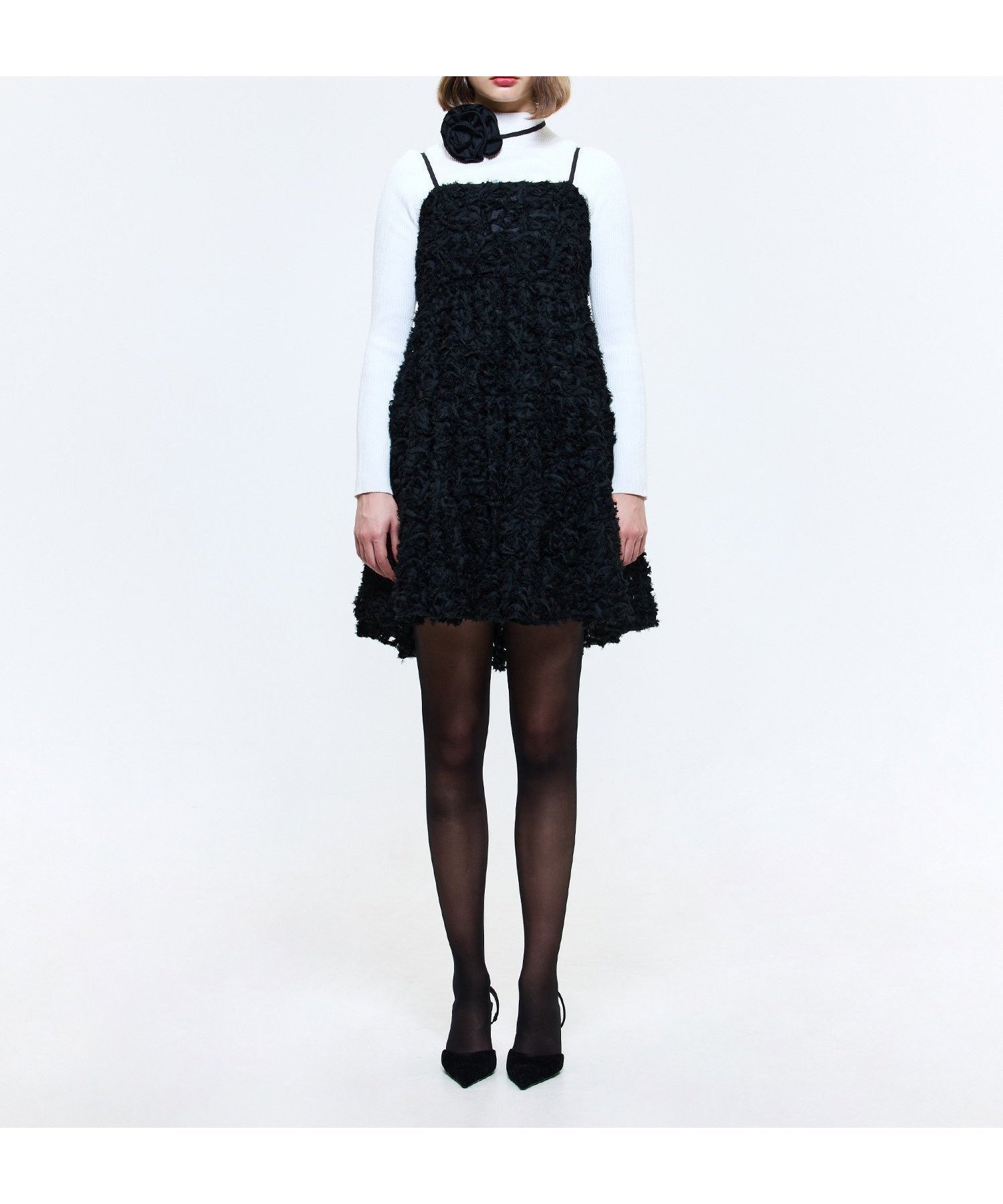 【エイミーイストワール/eimy istoire】のエンブロイダリークレープワンピース インテリア・キッズ・メンズ・レディースファッション・服の通販 founy(ファニー) 　ファッション　Fashion　レディースファッション　Fashion for Women　ワンピース　Dresses　インナー　Innerwear　ギャザー　Gathered, Ruffled　チュニック　Tunic, Long Top　チュール　Tulip, Tulip Motif　フラワー　Flower, Floral　フレア　Flare, Flared　ボトム　Bottoms, Lower Wear　モチーフ　Motif, Design Theme　再入荷　Restock / Back in Stock　おすすめ　Recommended / Our Picks　BLACK|ID: prp329100004822006 ipo3291000000035048669