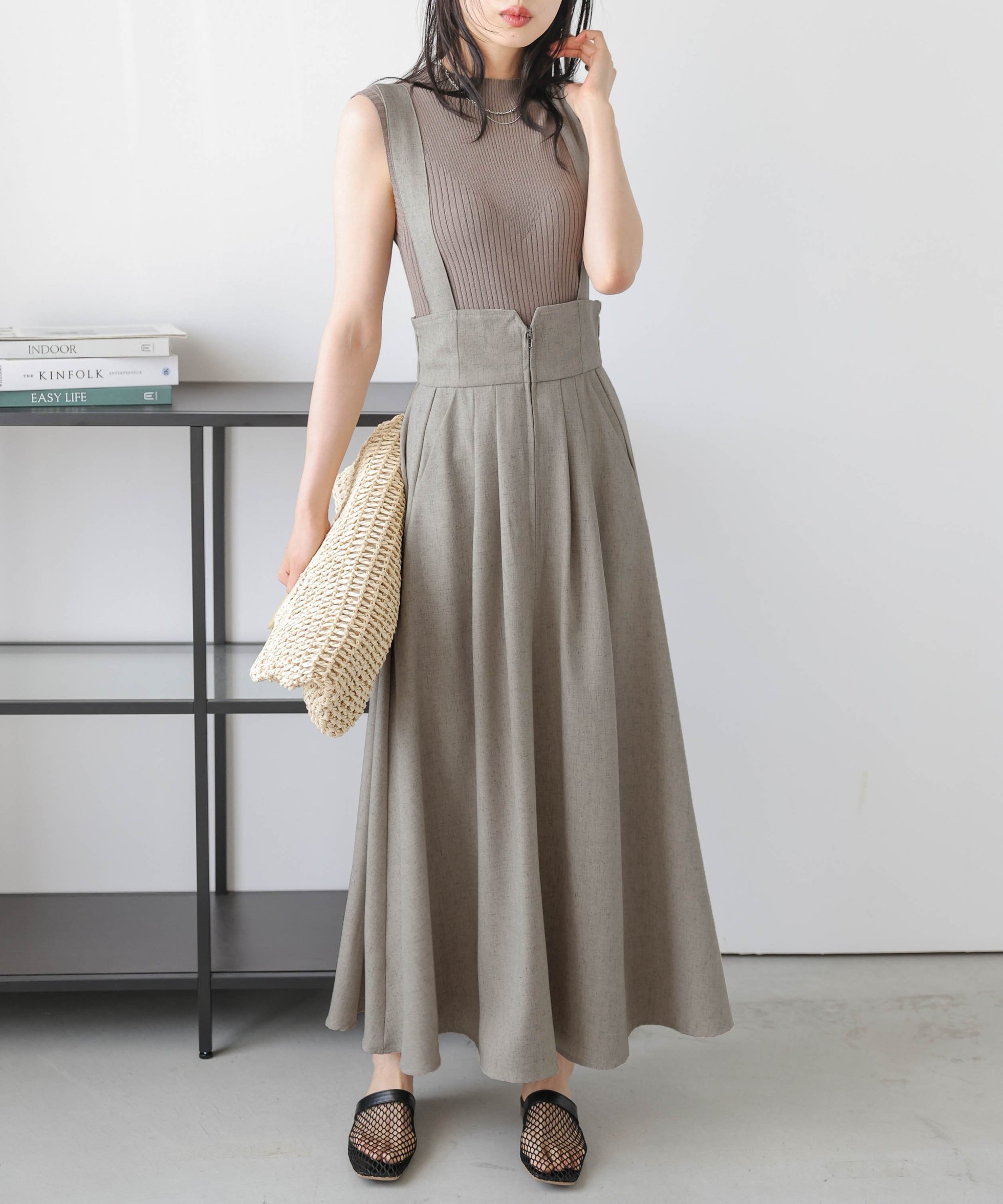 【ラジュール/Lajour】のフレアジャンパースカート インテリア・キッズ・メンズ・レディースファッション・服の通販 founy(ファニー) 　ファッション　Fashion　レディースファッション　Fashion for Women　スカート　Skirts　クラシカル　Classical, Vintage-Inspired　シャーリング　Shirring, Ruched　シンプル　Simple, Minimal　ツイル　Twist, Twisted Detail　フェミニン　Feminine, Girly　フレア　Flare, Flared　マキシ　Maxi, Full Length　エレガント 上品　Elegant　楽ちん　Easy Fit, Comfortable　杢ブラウン|ID: prp329100004822018 ipo3291000000035048879