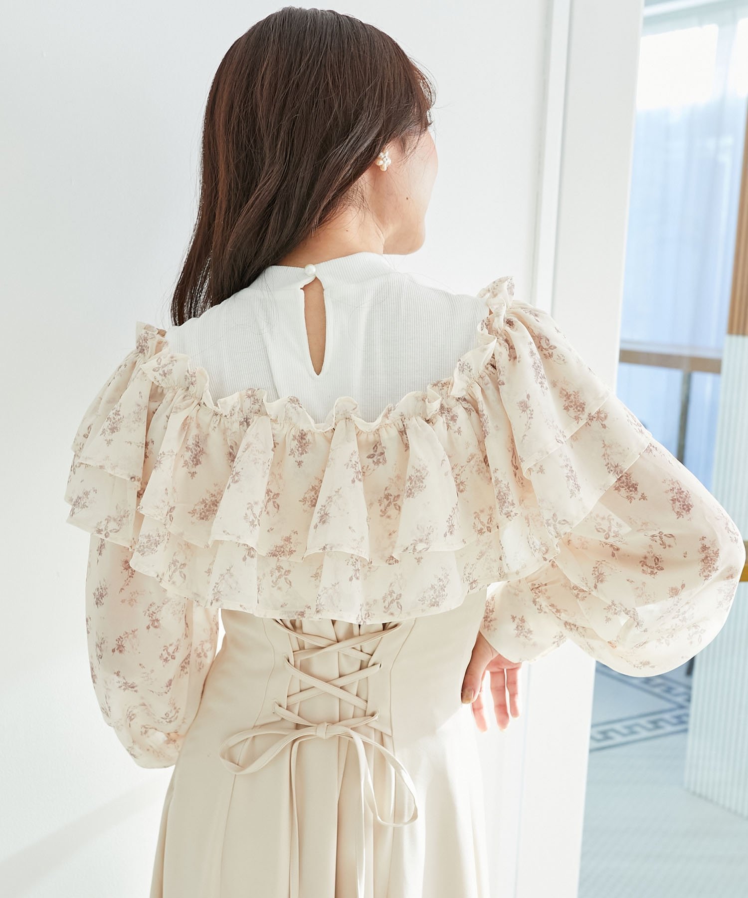 【マジェスティック レゴン/MAJESTIC LEGON】のウエストきゅっとオフショルワンピ インテリア・キッズ・メンズ・レディースファッション・服の通販 founy(ファニー) 　ファッション　Fashion　レディースファッション　Fashion for Women　ワンピース　Dresses　インナー　Innerwear　春　Spring　カットソー　Cut and Sewn Top　カーディガン　Cardigan, Knitwear　とろみ　Fluid, Flowy Fabric　ダウン　Down, Puffer　トレンド　Trend, Trending Now　ドッキング　Docking, Mixed Material　フェミニン　Feminine, Girly　レース　Lace, Lace Fabric　再入荷　Restock / Back in Stock　ベージュ柄|ID: prp329100004822052 ipo3291000000035049374