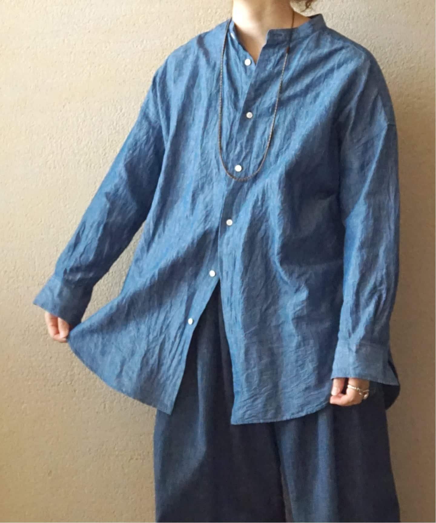 【ジャーナルスタンダード ラックス/journal standard luxe】のCLシャンブレー スタンドカラーシャツ インテリア・キッズ・メンズ・レディースファッション・服の通販 founy(ファニー) 　ファッション　Fashion　レディースファッション　Fashion for Women　トップス・カットソー　Cut & Sew Tops　シャツ・ブラウス・オフィスカジュアル　Elegant Blouses & Button-Ups　2025年　2025　2025-2026秋冬・A/W　Autumn/Winter 2025–26 AW25–26　カーディガン　Cardigan, Knitwear　シャンブレー　Chambray, Denim-Like Fabric　ショルダー　Shoulder, Shoulder Strap　ジャケット　Jacket, Outerwear　スマート　Smart, Elegant　ドロップ　Drop Shoulder, Dropped Style　リネン　Linen, Linen Fabric　ロング　Long, Long-Length　ブルー|ID: prp329100004822073 ipo3291000000035049701