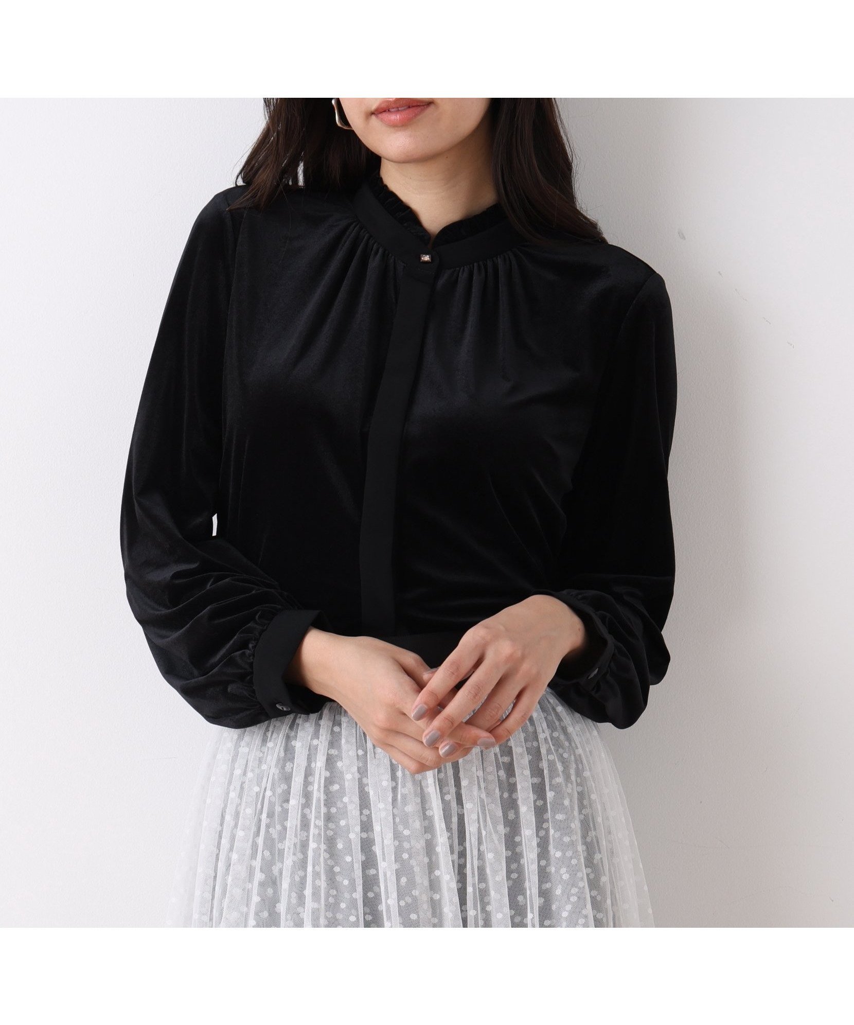 【ピンキーアンドダイアン/Pinky&Dianne】のベルベットコンビギャザーブラウス インテリア・キッズ・メンズ・レディースファッション・服の通販 founy(ファニー) 　ファッション　Fashion　レディースファッション　Fashion for Women　トップス・カットソー　Cut & Sew Tops　シャツ・ブラウス・オフィスカジュアル　Elegant Blouses & Button-Ups　スタンダード　Standard, Basic　ブラック|ID: prp329100004822079 ipo3291000000035049765