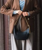 【ユナイテッド ベース/UNITED BASE】の【LA MARGE】【本革】ハーフムーン チェーンハンドル ショルダーバッグ 人気、トレンドファッション・服の通販 founy(ファニー) ファッション Fashion レディースファッション Fashion for Women バッグ Bags ショルダー Shoulder, Shoulder Strap 財布 Wallet, Purse チェーン Chain, Chain Strap ハーフ Half, Half-Length バランス Balance, Style Balance フォルム Silhouette, Form フォーマル Formal, Dressy ポケット Pocket, Pocket Detail エレガント 上品 Elegant 結婚式 Wedding thumbnail ブラック|ID: prp329100004822124 ipo3291000000035050210