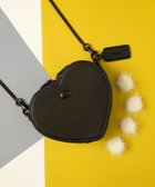 【コーチ/COACH】の【公式】ハート クロスボディ 14 人気、トレンドファッション・服の通販 founy(ファニー) ファッション Fashion レディースファッション Fashion for Women クラシック Classic, Timeless Style ショルダー Shoulder, Shoulder Strap ジップ Zip, Zipper ニューヨーク New York, NYC Style ラップ Wrap, Wrap Design リップ Lip, Lip Motif おすすめ Recommended / Our Picks ギフト プレゼント Gift / Present ビジネス 仕事 通勤 Business / Work / Commuting thumbnail BLACK|ID: prp329100004822153 ipo3291000000035050432