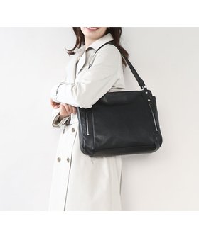 【エムケイ ミッシェルクラン/MK MICHEL KLEIN】の2WAY/A4収納可 ジップデザインスクエアトートバッグ 人気、トレンドファッション・服の通販 founy(ファニー) ファッション Fashion レディースファッション Fashion for Women バッグ Bags ショルダー Shoulder, Shoulder Strap シンプル Simple, Minimal スクエア Square, Square Shape スタイリッシュ Stylish, Fashionable ポケット Pocket, Pocket Detail ポーチ Pouch, Small Case ロング Long, Long-Length おすすめ Recommended / Our Picks 旅行 Travel エレガント 上品 Elegant ビジネス 仕事 通勤 Business / Work / Commuting |ID:prp329100004822199