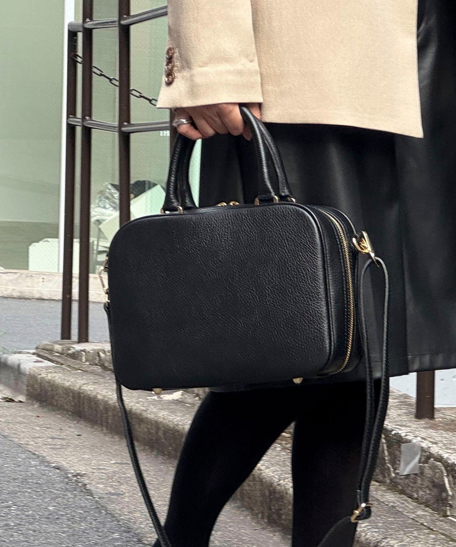 【ノーリーズ/NOLLEY'S】のスクエアスリムボストン インテリア・キッズ・メンズ・レディースファッション・服の通販 founy(ファニー) 　ファッション　Fashion　レディースファッション　Fashion for Women　おすすめ　Recommended / Our Picks　ショルダー　Shoulder, Shoulder Strap　シンプル　Simple, Minimal　ジップ　Zip, Zipper　スクエア　Square, Square Shape　スタイリッシュ　Stylish, Fashionable　フォルム　Silhouette, Form　ボストンバッグ　Boston Bag, Retro Bag　ブラック|ID: prp329100004822206 ipo3291000000035050903