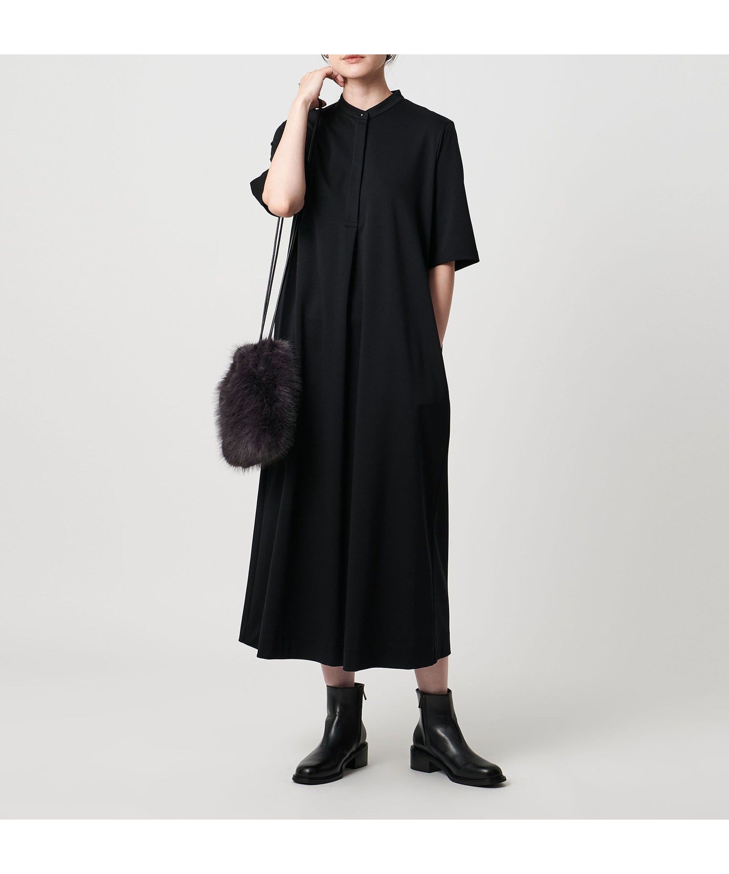 【ユナイテッドアローズ/UNITED ARROWS】のポンチ ハーフスリーブ ワンピース -ウォッシャブル- インテリア・キッズ・メンズ・レディースファッション・服の通販 founy(ファニー) 　ファッション　Fashion　レディースファッション　Fashion for Women　ワンピース　Dresses　おすすめ　Recommended / Our Picks　インナー　Innerwear　ウォッシャブル　Machine Washable　シアー　Sheer, See-Through　スリーブ　Sleeve, Long Sleeve / Short Sleeve　ハーフ　Half, Half-Length　ベスト　Vest, Waistcoat　リラックス　Relax, Relaxed Fit　レース　Lace, Lace Fabric　エレガント 上品　Elegant　BLACK|ID: prp329100004822748 ipo3291000000035063870