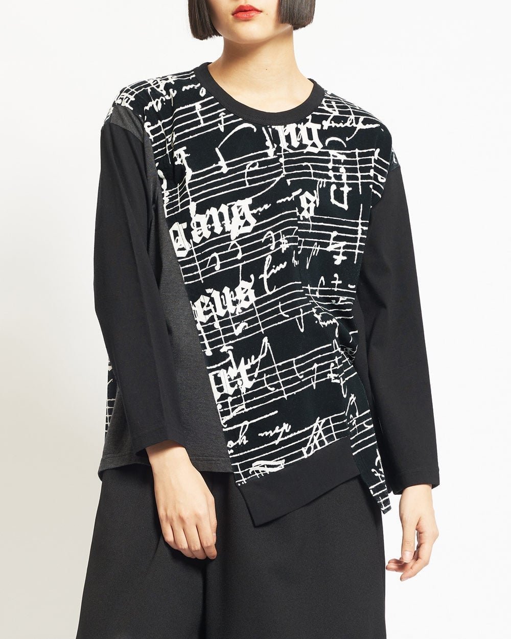 【ゴム/gomme】のスコアステップT インテリア・キッズ・メンズ・レディースファッション・服の通販 founy(ファニー) 　ファッション　Fashion　レディースファッション　Fashion for Women　エレガント 上品　Elegant　カーゴパンツ　Cargo Pants, Utility Pants　デニム　Denim, Jeans Material　プリント　Print, Printed Pattern　ベーシック　Basic, Essential　ポケット　Pocket, Pocket Detail　今季　This Season, Current Season　無地　Plain, Solid Color　黒|ID: prp329100004822776 ipo3291000000035064502