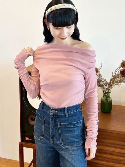 【リリーブラウン/Lily Brown】のフロッキーベロアドレープトップス インテリア・キッズ・メンズ・レディースファッション・服の通販 founy(ファニー) 　ファッション　Fashion　レディースファッション　Fashion for Women　トップス・カットソー　Cut & Sew Tops　ベロアトップス　Velour Tops / Velvet-Look Items　エレガント 上品　Elegant　カットソー　Cut and Sewn Top　スマート　Smart, Elegant　チュール　Tulip, Tulip Motif　トレンド　Trend, Trending Now　ビジュー　Bijou, Jewel-like Accent　フィット　Fit, Slim Fit　ベロア　Velour, Soft Velvet　ミニスカート　Mini Skirt, Short Skirt　ロング　Long, Long-Length　A/W・秋冬　Autumn/Winter　おすすめ　Recommended / Our Picks　PNK[066]|ID: prp329100004822784 ipo3291000000035064629