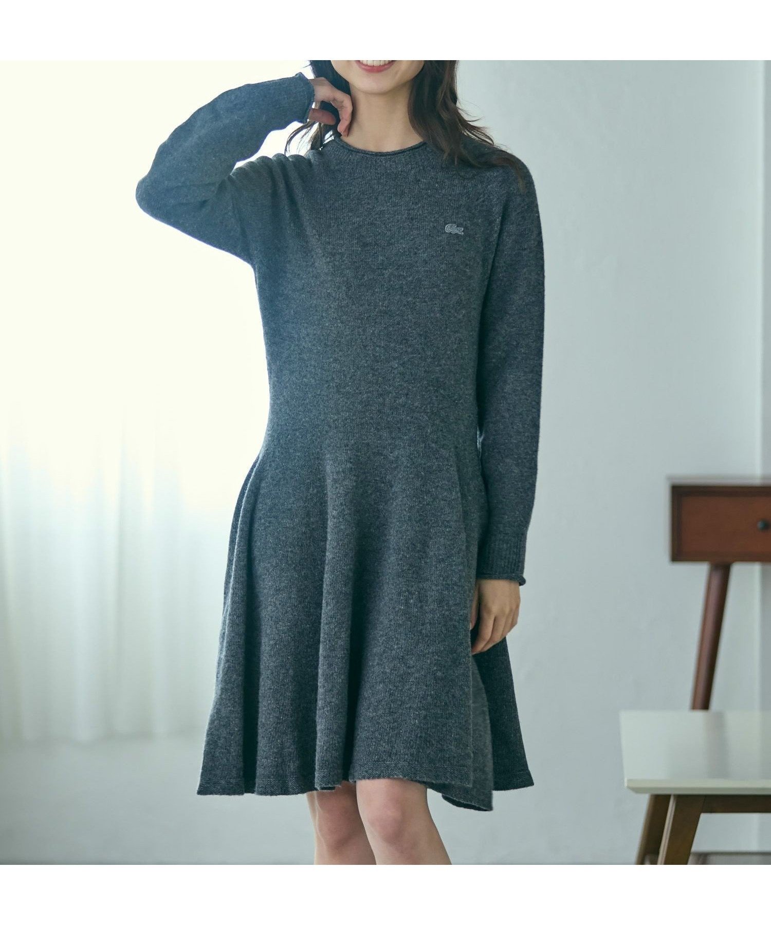 【ラコステ/LACOSTE】の3Dニッティングシームレスフレアドレスセーター インテリア・キッズ・メンズ・レディースファッション・服の通販 founy(ファニー) 　ファッション　Fashion　レディースファッション　Fashion for Women　ワンピース　Dresses　フォーマル・パーティードレス・結婚式用ドレス　Elegant & Casual Dresses　クラシック　Classic, Timeless Style　フェミニン　Feminine, Girly　フレア　Flare, Flared　グレー|ID: prp329100004822906 ipo3291000000035067457