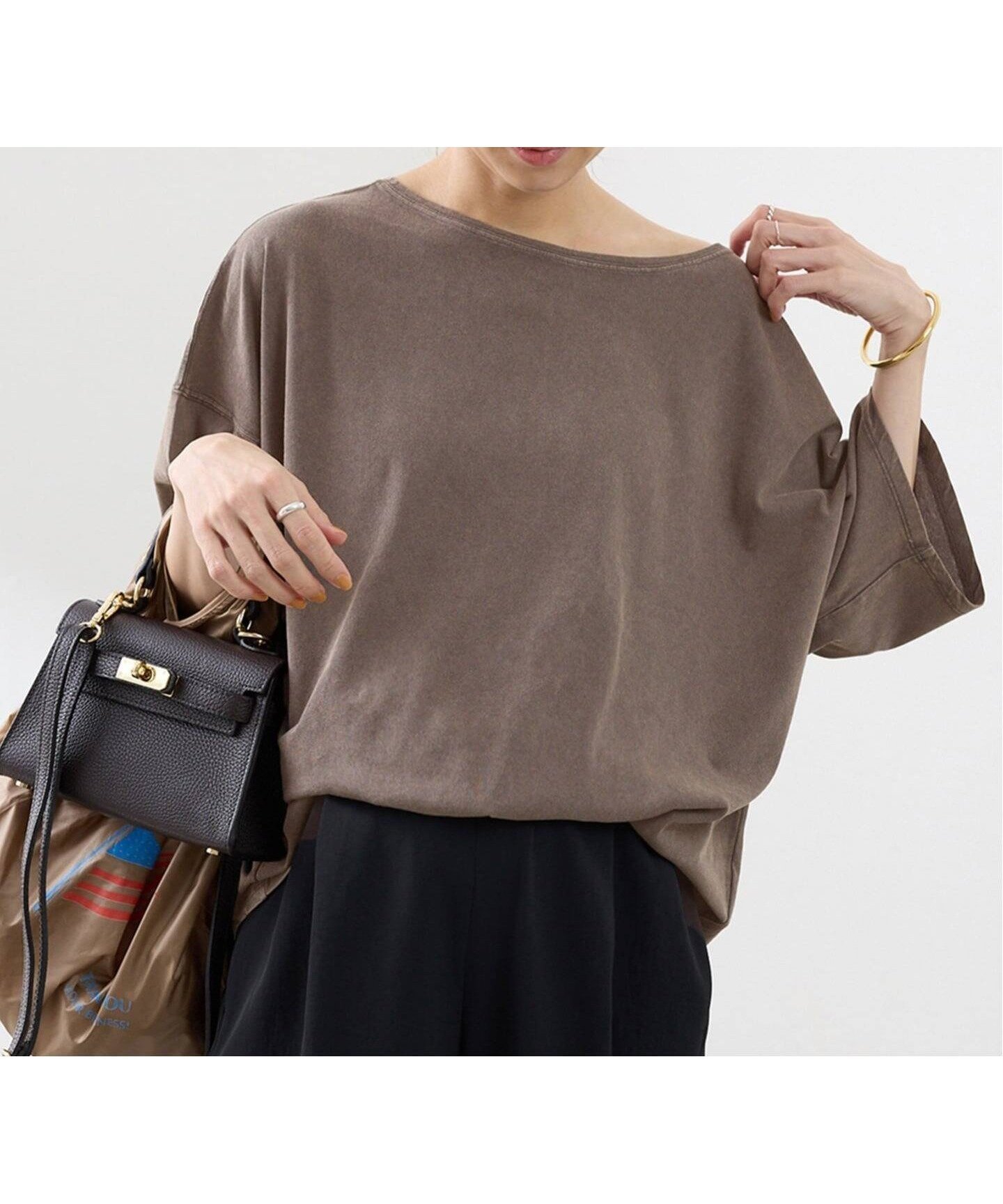 【フレームワーク/FRAMeWORK】のドライタッチ加工SS-Tee インテリア・キッズ・メンズ・レディースファッション・服の通販 founy(ファニー) ファッション Fashion レディースファッション Fashion for Women カットソー Cut and Sewn Top バランス Balance, Style Balance 今季 This Season, Current Season ブラウン|ID: prp329100004823058 ipo3291000000035069938