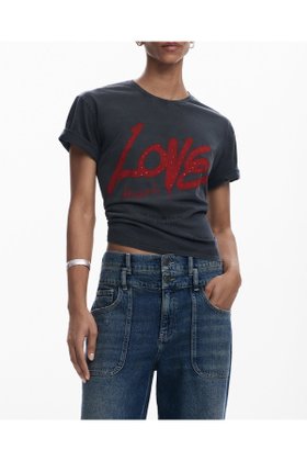 【デシグアル/Desigual】のTSLOVE Tシャツショートスリーブ 人気、トレンドファッション・服の通販 founy(ファニー) ファッション Fashion レディースファッション Fashion for Women トップス・カットソー Cut & Sew Tops シャツ・ブラウス・オフィスカジュアル Elegant Blouses & Button-Ups ロングTシャツ・Tシャツ Longline T-Shirts & Tees カラフル Colorful Design シューズ Shoes, Footwear ショート Short, Short Length スリーブ Sleeve, Long Sleeve / Short Sleeve デニム Denim, Jeans Material パターン Pattern, Design Print パッチワーク Patchwork, Mixed Fabric プリント Print, Printed Pattern メンズ Men's, Menswear ユーズド Used, Vintage-Look |ID:prp329100004823077