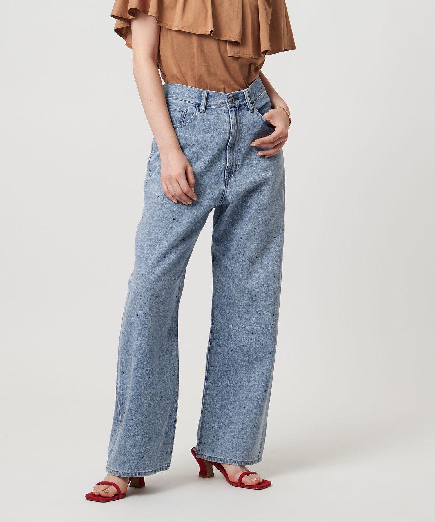 【ユナイテッドアローズ/UNITED ARROWS】のコットンビジューデニムパンツ 人気、トレンドファッション・服の通販 founy(ファニー) 　ファッション　Fashion　レディースファッション　Fashion for Women　パンツ　Pants & Trousers　デニムパンツ・ジーンズ・美脚デニム　Denim Jeans & Pants　秋　Autumn　ジャケット　Jacket, Outerwear　スタンダード　Standard, Basic　デニム　Denim, Jeans Material　ビジュー　Bijou, Jewel-like Accent　ボトム　Bottoms, Lower Wear　ユーズド　Used, Vintage-Look　レギュラー　Regular, Standard Fit　おすすめ　Recommended / Our Picks　 other-1|ID: prp329100004823112 ipo3291000000035070881