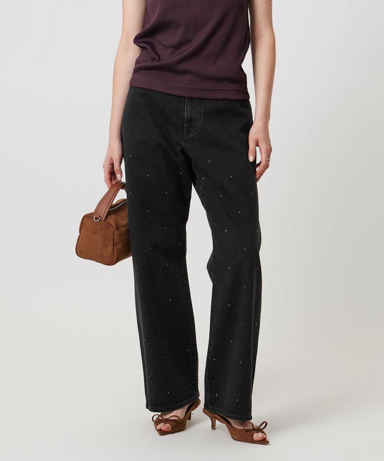 【ユナイテッドアローズ/UNITED ARROWS】のコットンビジューデニムパンツ インテリア・キッズ・メンズ・レディースファッション・服の通販 founy(ファニー) 　ファッション　Fashion　レディースファッション　Fashion for Women　パンツ　Pants & Trousers　デニムパンツ・ジーンズ・美脚デニム　Denim Jeans & Pants　秋　Autumn　ジャケット　Jacket, Outerwear　スタンダード　Standard, Basic　デニム　Denim, Jeans Material　ビジュー　Bijou, Jewel-like Accent　ボトム　Bottoms, Lower Wear　ユーズド　Used, Vintage-Look　レギュラー　Regular, Standard Fit　おすすめ　Recommended / Our Picks　BLACK|ID: prp329100004823112 ipo3291000000035070883