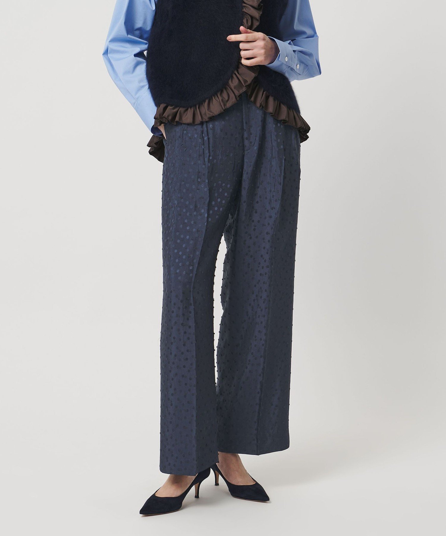 【ユナイテッドアローズ/UNITED ARROWS】のドット サテン 2タック ワイドパンツ 人気、トレンドファッション・服の通販 founy(ファニー) 　ファッション　Fashion　レディースファッション　Fashion for Women　パンツ　Pants & Trousers　アンダー　Underwear Essentials　サテン　Satin, Glossy Fabric　サンダル　Sandals, Summer Shoes　シアー　Sheer, See-Through　シューズ　Shoes, Footwear　ジャケット　Jacket, Outerwear　透かし　Cut-Out, Lacework　ドット　Polka Dot, Dot Pattern　フラット　Flat, Flat Shoes　ワイド　Wide, Wide Fit　おすすめ　Recommended / Our Picks　エレガント 上品　Elegant　 other-1|ID: prp329100004823136 ipo3291000000036041864