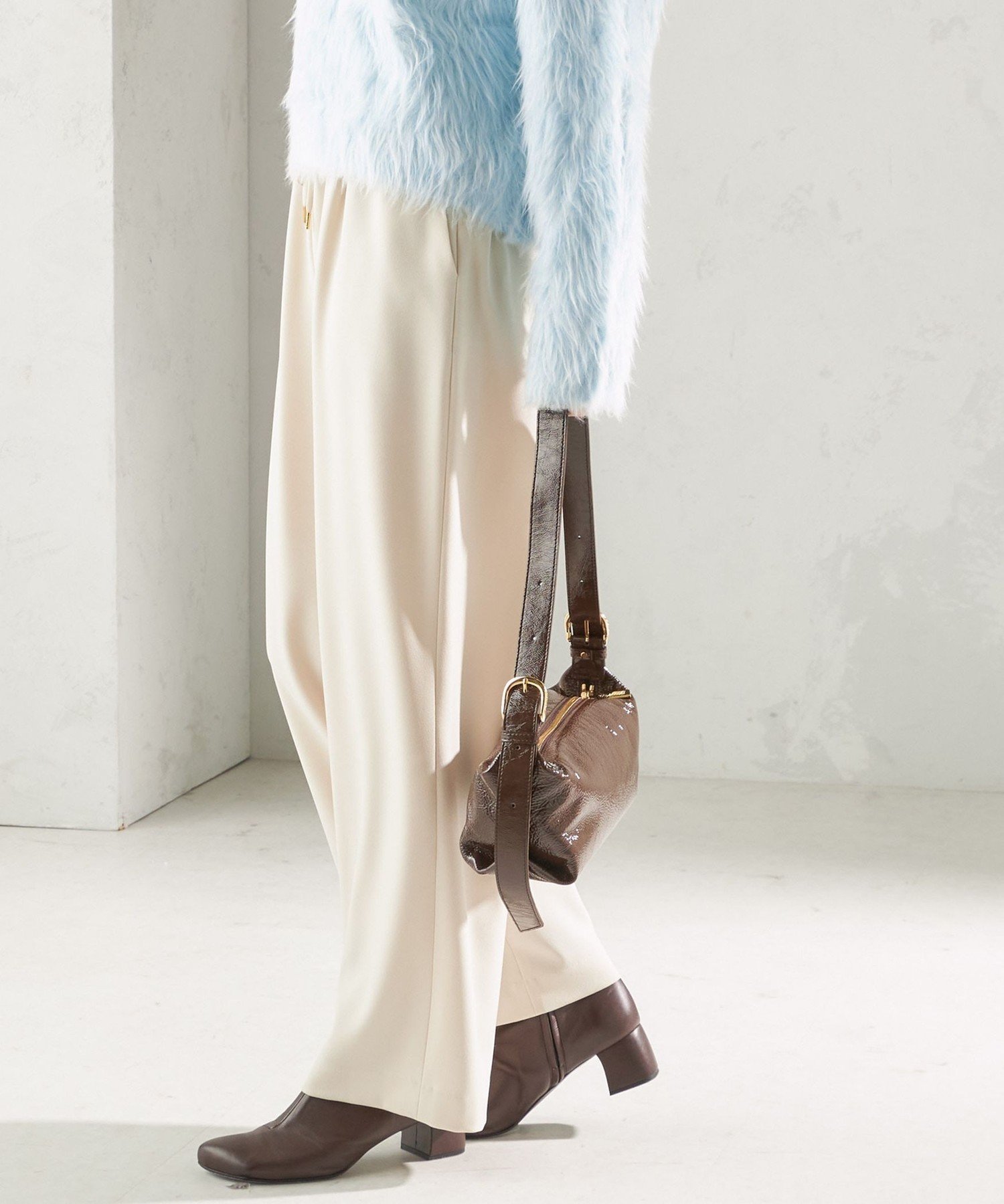 【シップス フォー ウィメン/SHIPS】のUVカット/防シワ加工 梳毛調 ストレッチ ドロスト パンツ インテリア・キッズ・メンズ・レディースファッション・服の通販 founy(ファニー) 　ファッション　Fashion　レディースファッション　Fashion for Women　パンツ　Pants & Trousers　カーディガン　Cardigan, Knitwear　ギャザー　Gathered, Ruffled　シンプル　Simple, Minimal　ストレッチ　Stretch, Stretchy Fabric　ストレート　Straight, Straight Cut　セーター　Sweater, Knitwear　タイツ　Tights, Legwear　ドレープ　Drape, Draping Fabric　ドローコード　Drawcord, Drawstring Cord　ポケット　Pocket, Pocket Detail　リラックス　Relax, Relaxed Fit　ワイド　Wide, Wide Fit　夏　Summer　2025年　2025　2025-2026秋冬・A/W　Autumn/Winter 2025–26 AW25–26　ナチュラル|ID: prp329100004823210 ipo3291000000035072157