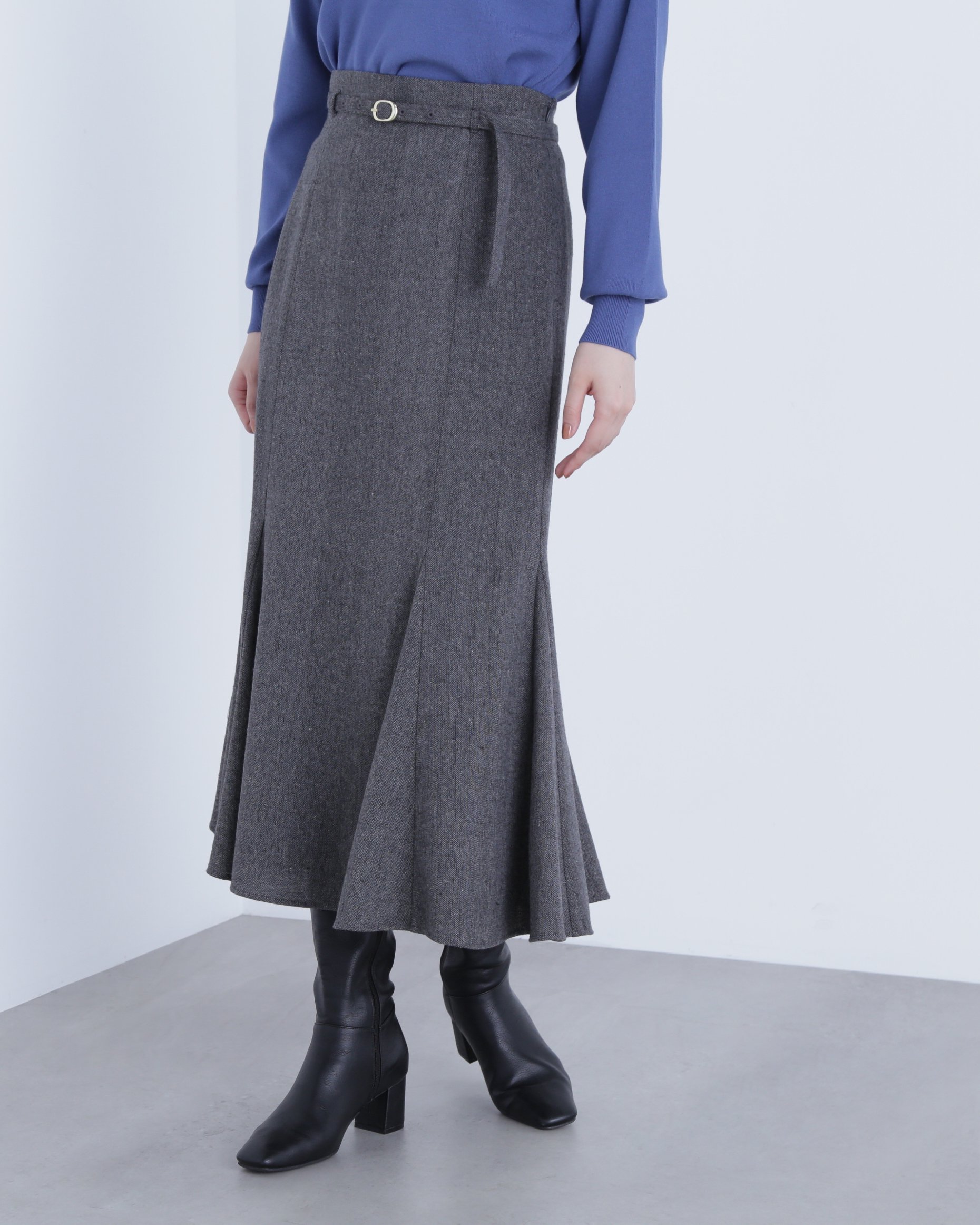 【ナチュラル ビューティー ベーシック/NATURAL BEAUTY BASIC】のツイーディーベルテッドマーメイドスカート インテリア・キッズ・メンズ・レディースファッション・服の通販 founy(ファニー) 　ファッション　Fashion　レディースファッション　Fashion for Women　スカート　Skirts　おすすめ　Recommended / Our Picks　ジャケット　Jacket, Outerwear　ツイード　Twill, Twill Weave　マーメイド　Mermaid, Fishtail Silhouette　チャコール1|ID: prp329100004823248 ipo3291000000035072537