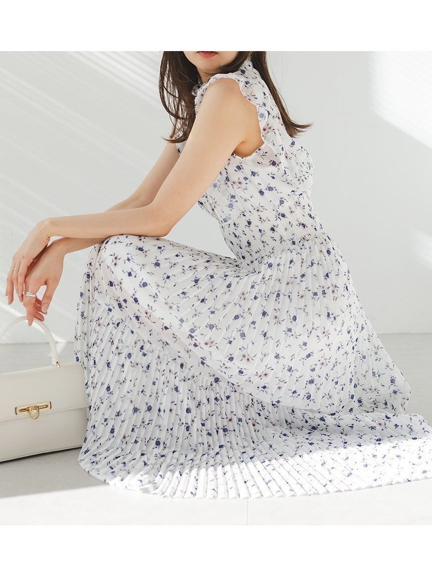 【スナイデル/SNIDEL】のSustainable20周年プリントワンピース インテリア・キッズ・メンズ・レディースファッション・服の通販 founy(ファニー) 　ファッション　Fashion　レディースファッション　Fashion for Women　ワンピース　Dresses　イエロー　Yellow　インナー　Innerwear　オレンジ　Orange　春　Spring　秋　Autumn　シャーリング　Shirring, Ruched　スマート　Smart, Elegant　ターコイズ　Turquoise, Blue-Green　人気　Popular, Best Seller　パープル　Purple, Violet　フラワー　Flower, Floral　フリル　Frill, Ruffle　プリント　Print, Printed Pattern　ペイズリー　Paisley, Ethnic Pattern　ボタニカル　Botanical, Floral Pattern　マーガレット　Marguerite, Daisy Pattern　ラベンダー　Lavender　冬　Winter / This Winter　夏　Summer　エレガント 上品　Elegant　K[911]|ID: prp329100004823398 ipo3291000000035074832