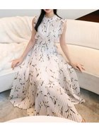 【スナイデル/SNIDEL】のSustainable20周年プリントワンピース 人気、トレンドファッション・服の通販 founy(ファニー) ファッション Fashion レディースファッション Fashion for Women ワンピース Dresses イエロー Yellow インナー Innerwear オレンジ Orange 春 Spring 秋 Autumn シャーリング Shirring, Ruched スマート Smart, Elegant ターコイズ Turquoise, Blue-Green 人気 Popular, Best Seller パープル Purple, Violet フラワー Flower, Floral フリル Frill, Ruffle プリント Print, Printed Pattern ペイズリー Paisley, Ethnic Pattern ボタニカル Botanical, Floral Pattern マーガレット Marguerite, Daisy Pattern ラベンダー Lavender 冬 Winter / This Winter 夏 Summer エレガント 上品 Elegant thumbnail Q[917]|ID: prp329100004823398 ipo3291000000035074844