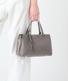 【アナイ/ANAYI】のシュリンクレザー2WAYハンドバッグ 人気、トレンドファッション・服の通販 founy(ファニー) ファッション Fashion レディースファッション Fashion for Women バッグ Bags イタリア Italy スマート Smart, Elegant ポケット Pocket, Pocket Detail マグネット Magnet, Magnetic Closure モチーフ Motif, Design Theme 再入荷 Restock / Back in Stock 別注 Limited Edition, Custom Order A/W・秋冬 Autumn/Winter thumbnail charcoal grey|ID: prp329100004823404 ipo3291000000035074873